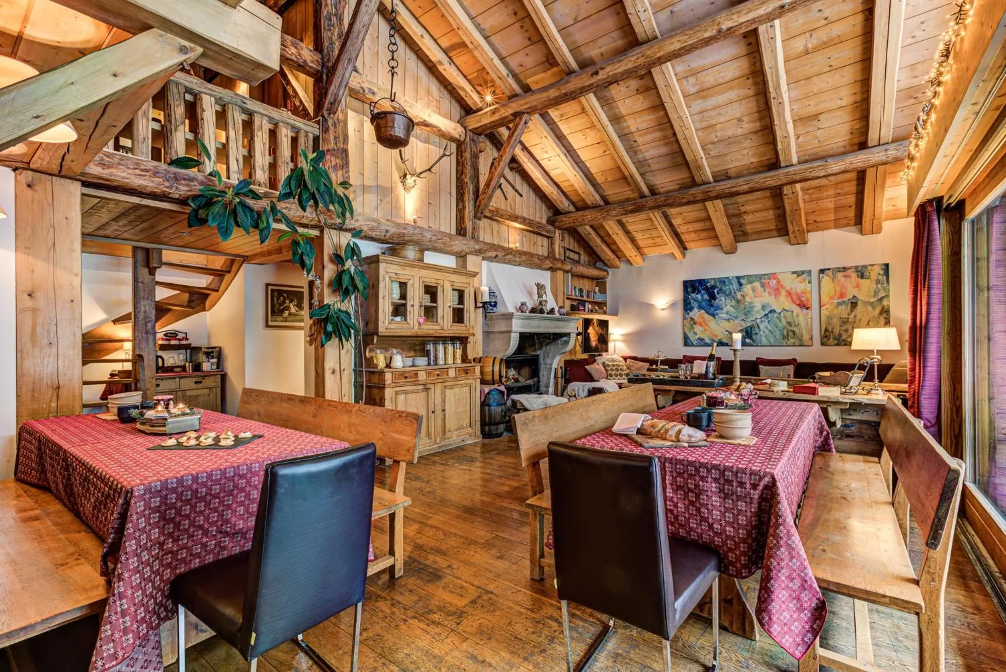 Dining area in Chalet Tissières