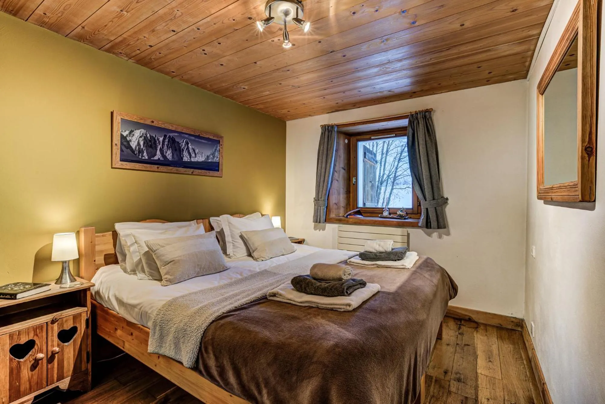 Bedroom, Bed in Chalet Tissières