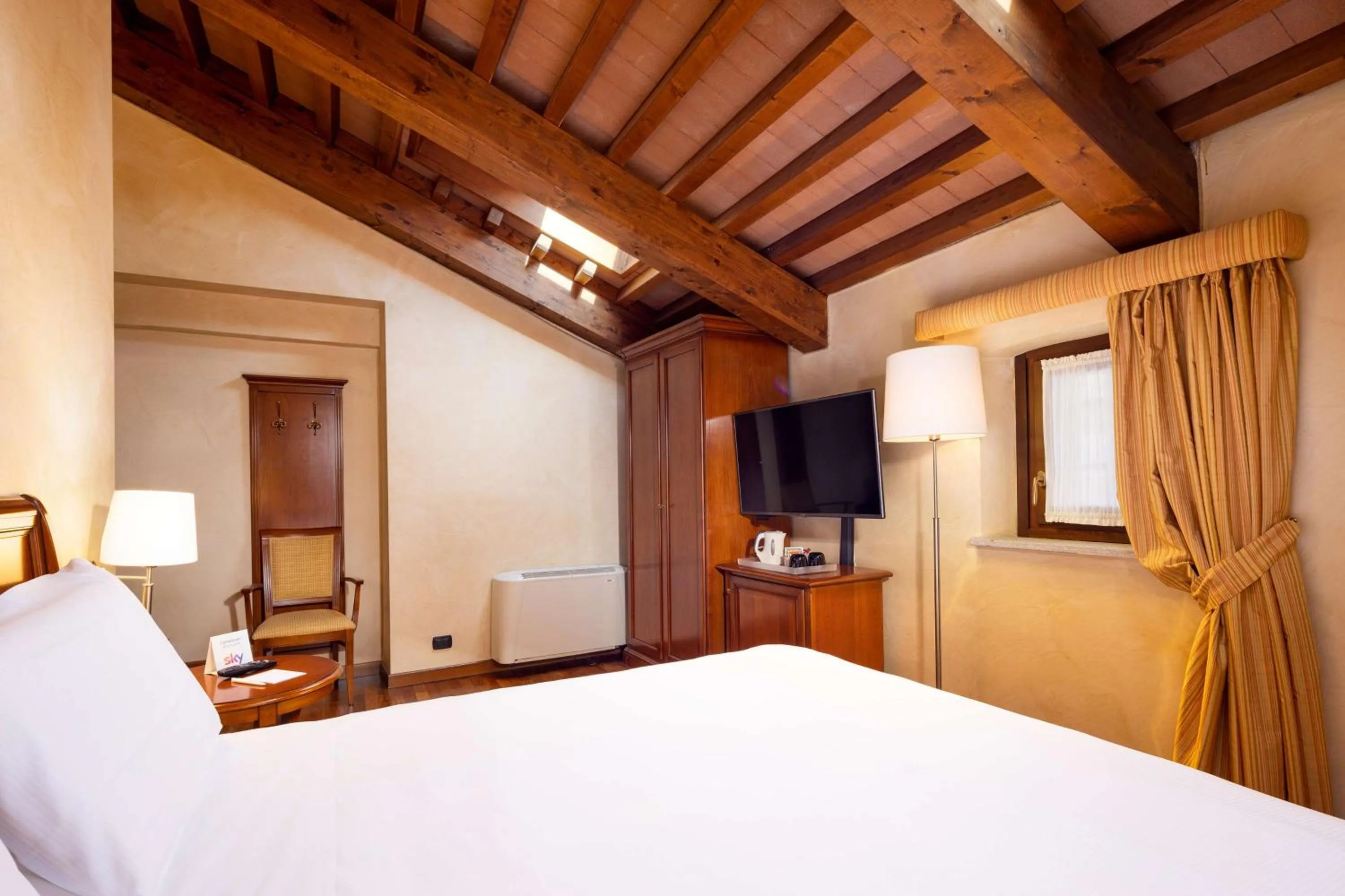 Bedroom, Bed in Best Western Plus Hotel Le Rondini
