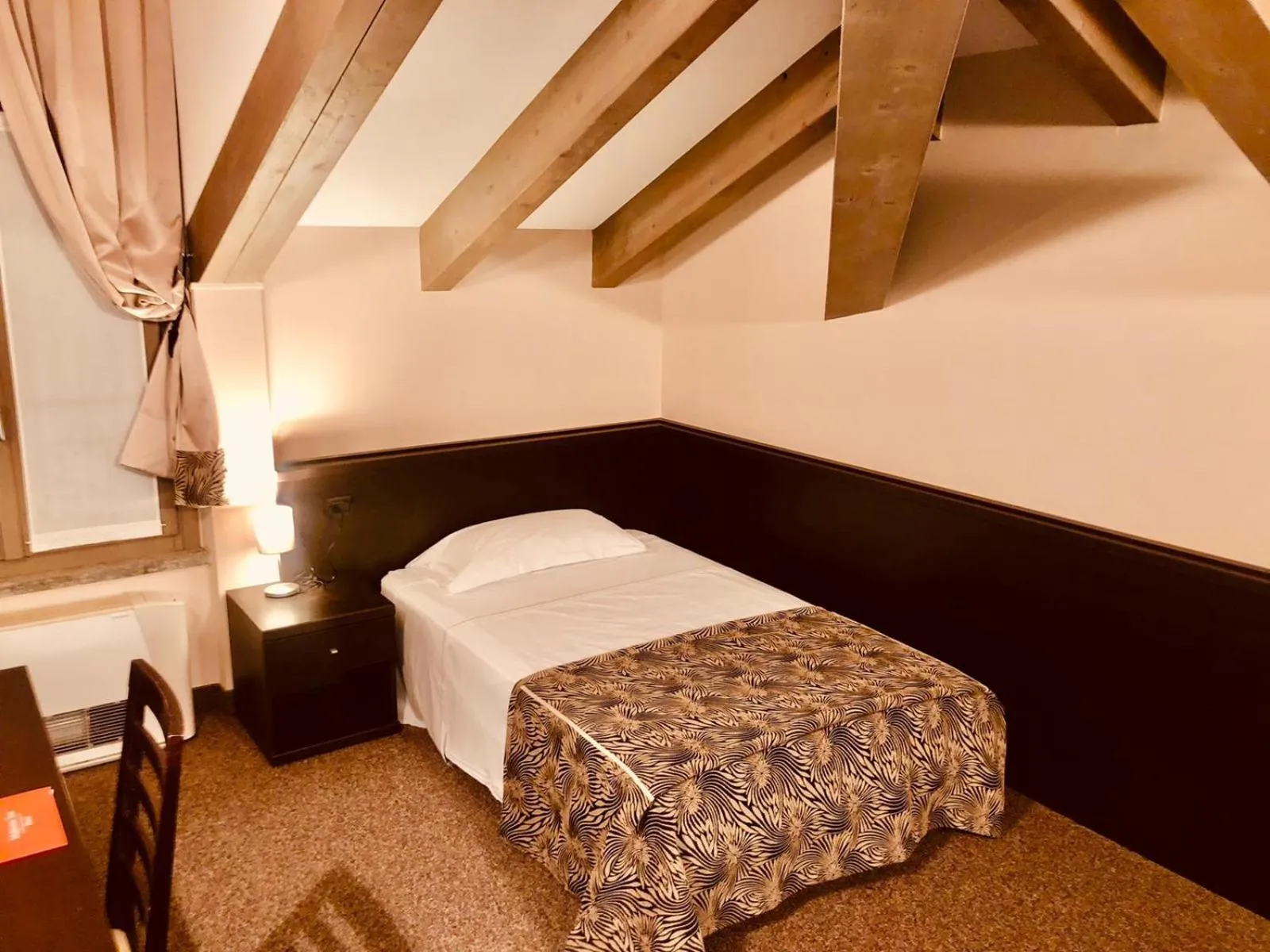 Bedroom, Bed in Hotel Malpensa INN Aereoporto