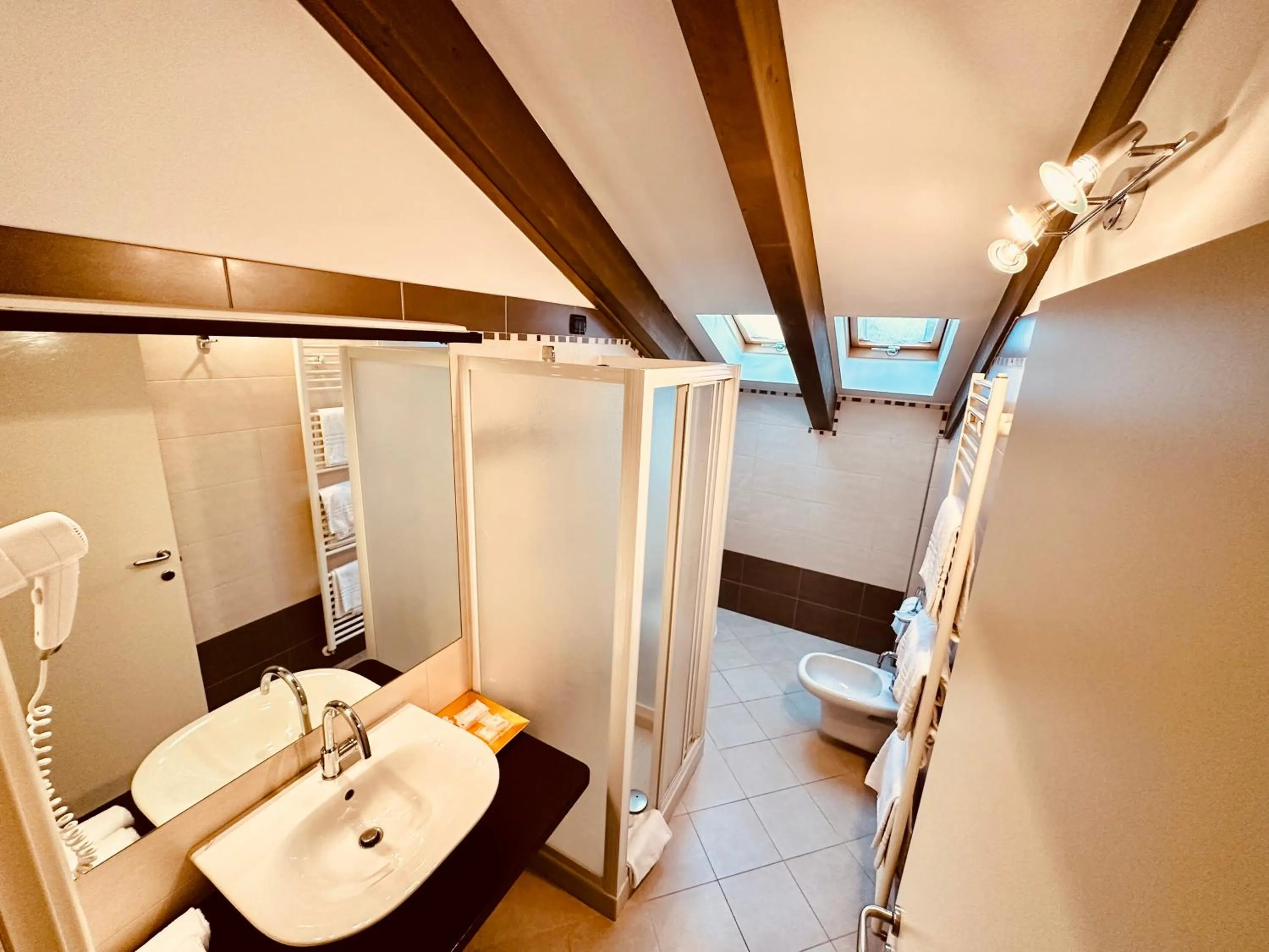 Bathroom in Hotel Malpensa INN Aereoporto