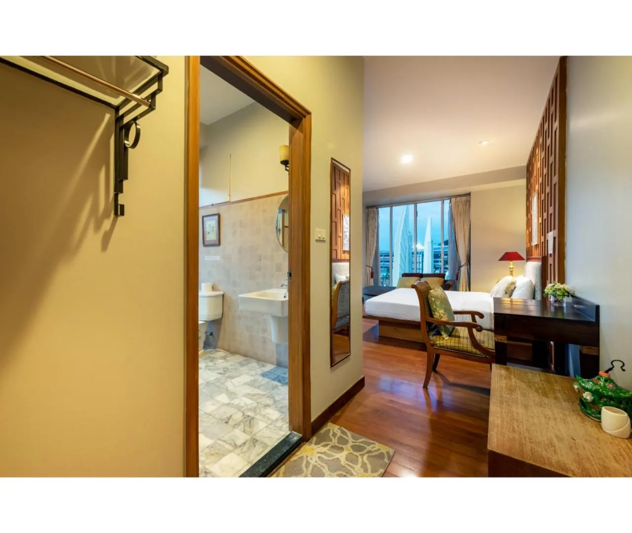 Bathroom, Bed in Dinso Home Boutique