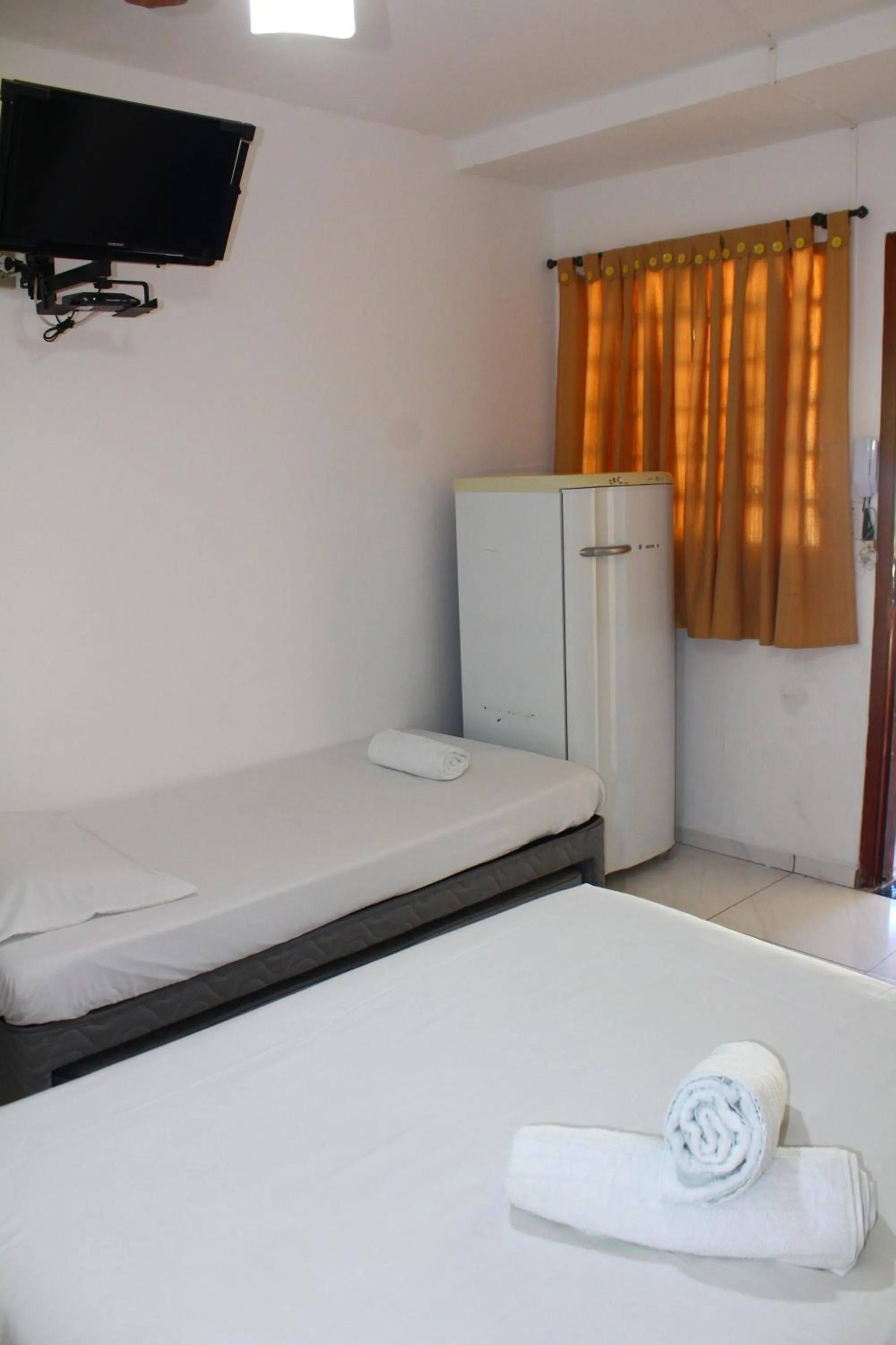 Bedroom, Bed in Pousada Vale da Montanha