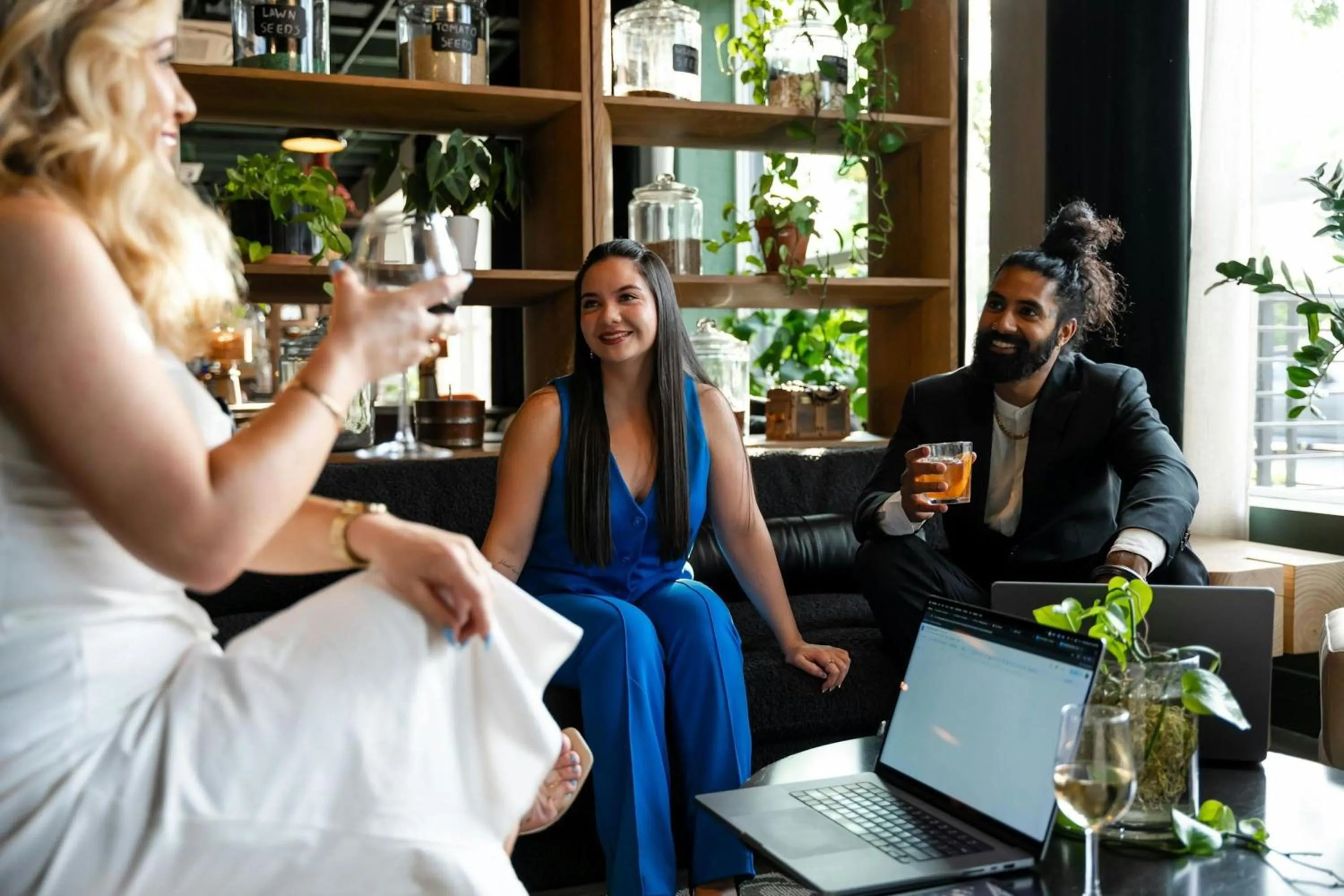 Restaurant/places to eat in Hotel Nell - Union Market