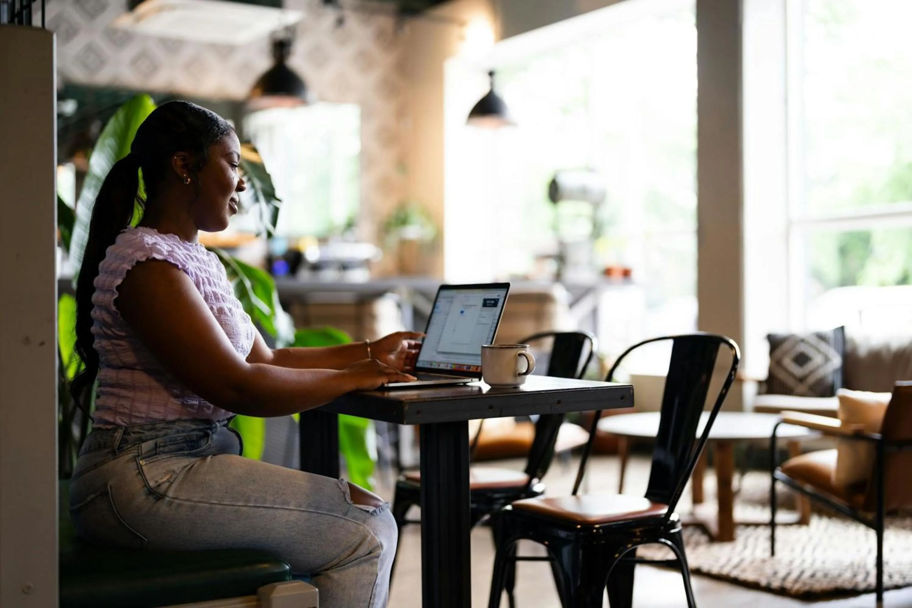 Restaurant/places to eat in Hotel Nell - Union Market