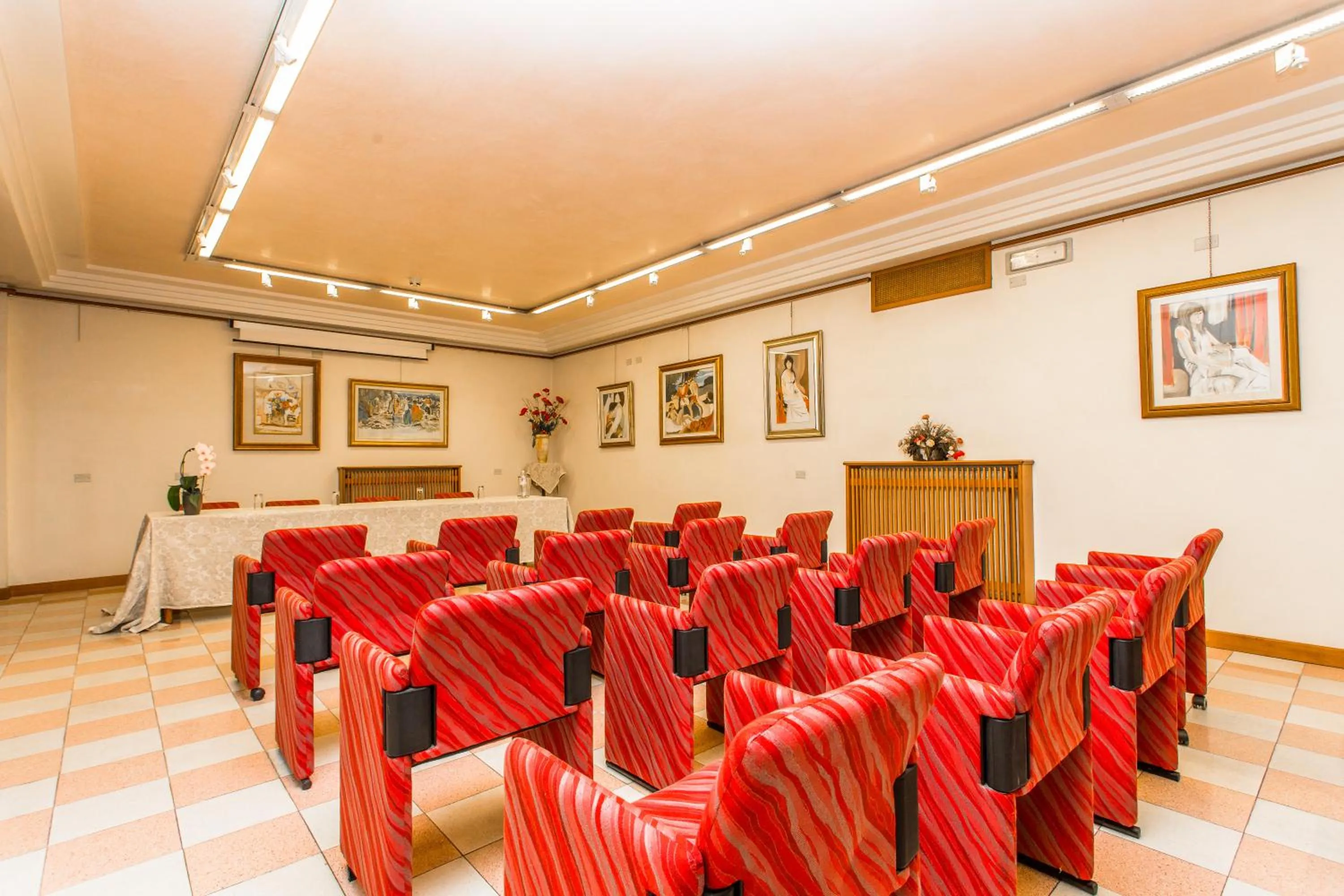Business facilities in Hotel Tegorzo