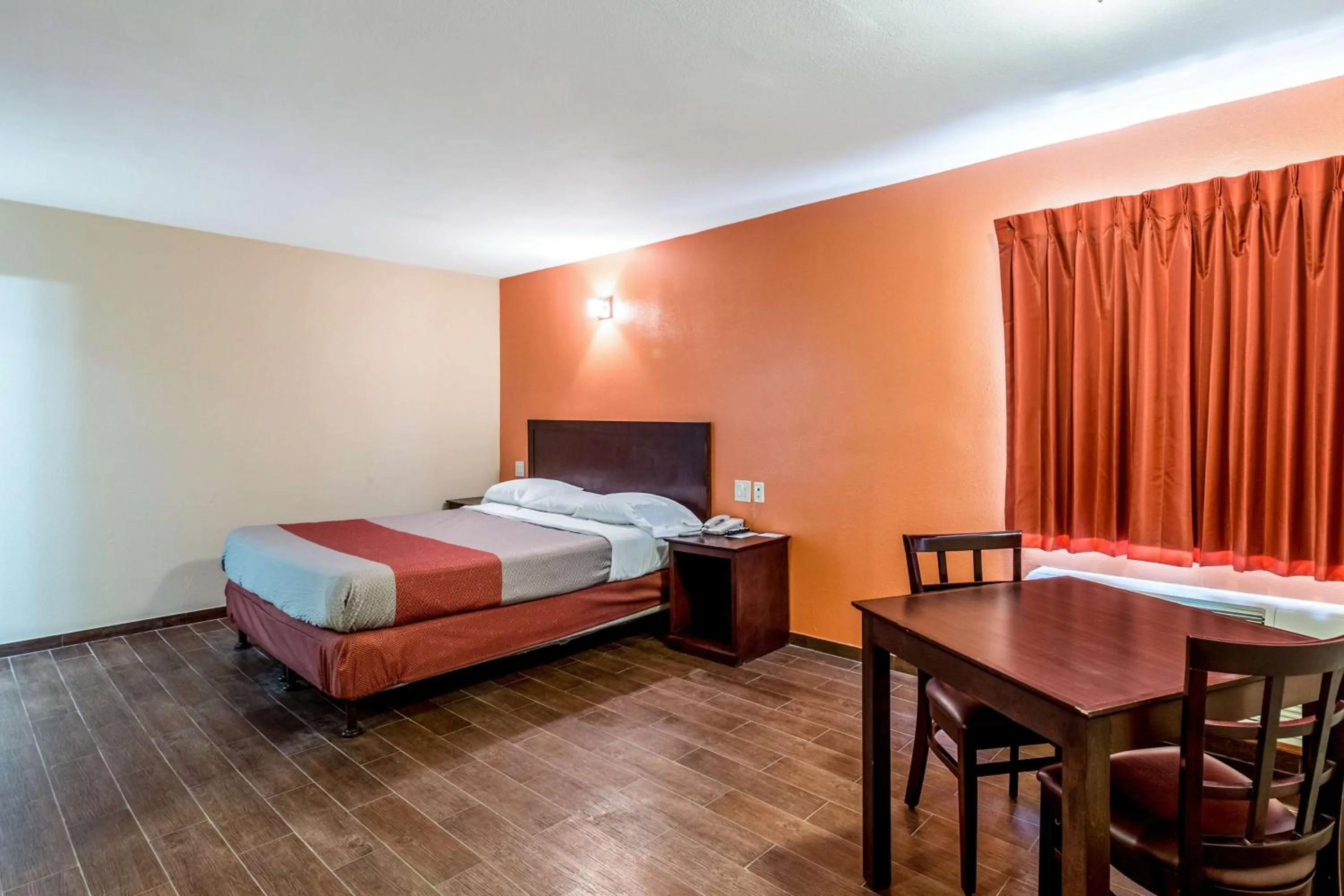 Photo of the whole room, Bed in Motel 6-Blythe, CA - South