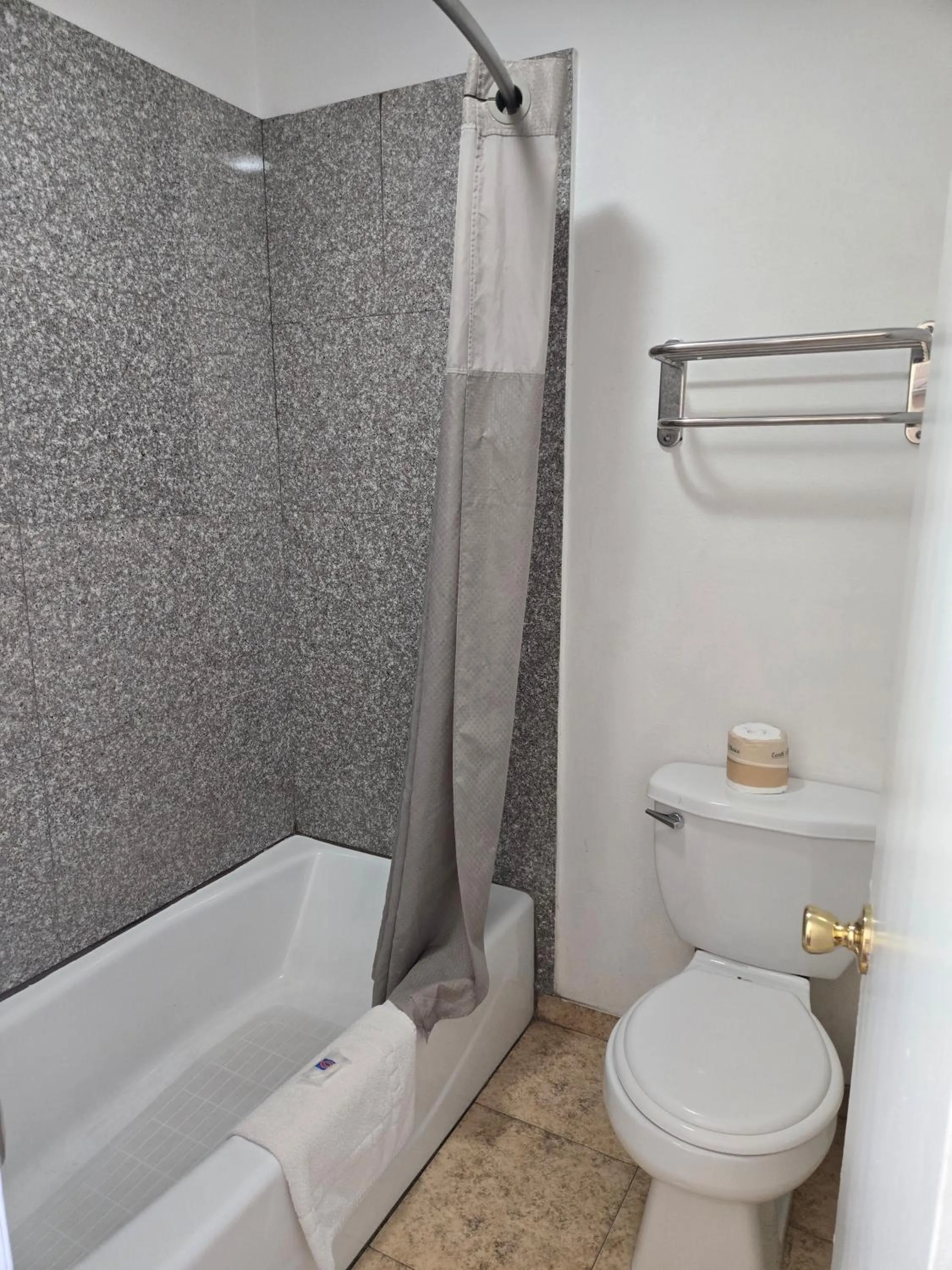 Shower in Motel 6-Blythe, CA - South