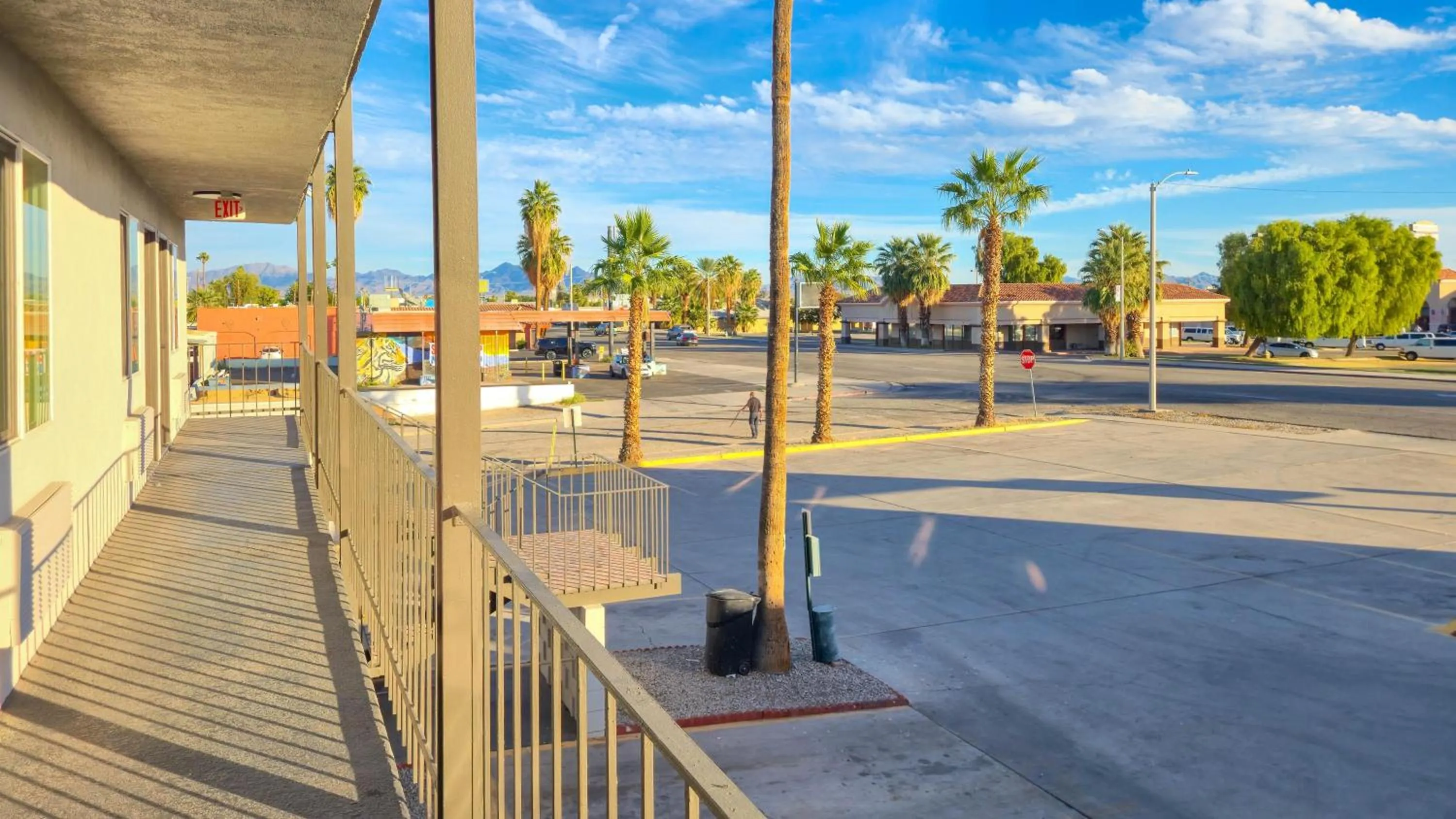 Property building in Motel 6-Blythe, CA - South