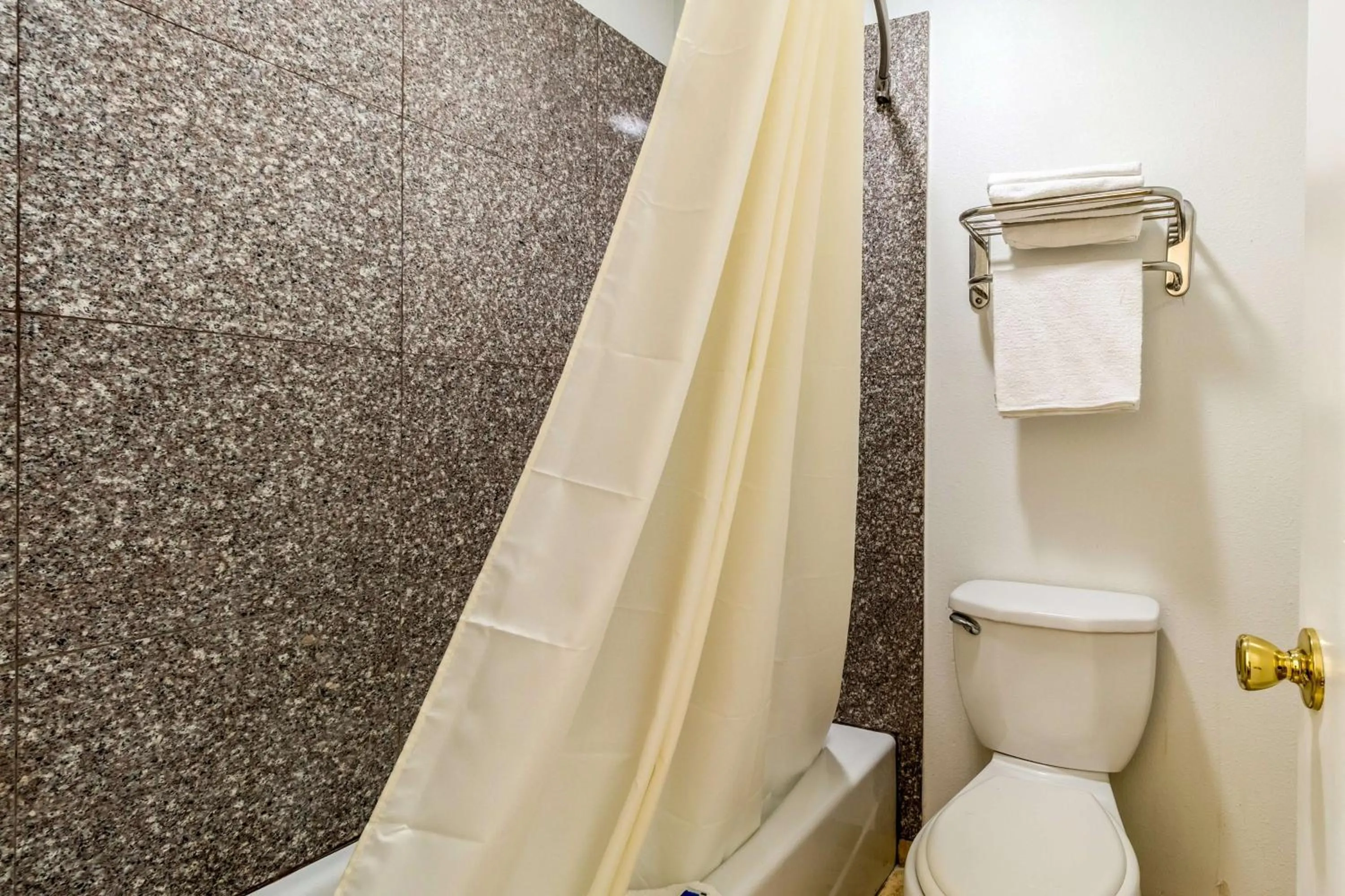 Toilet in Motel 6-Blythe, CA - South