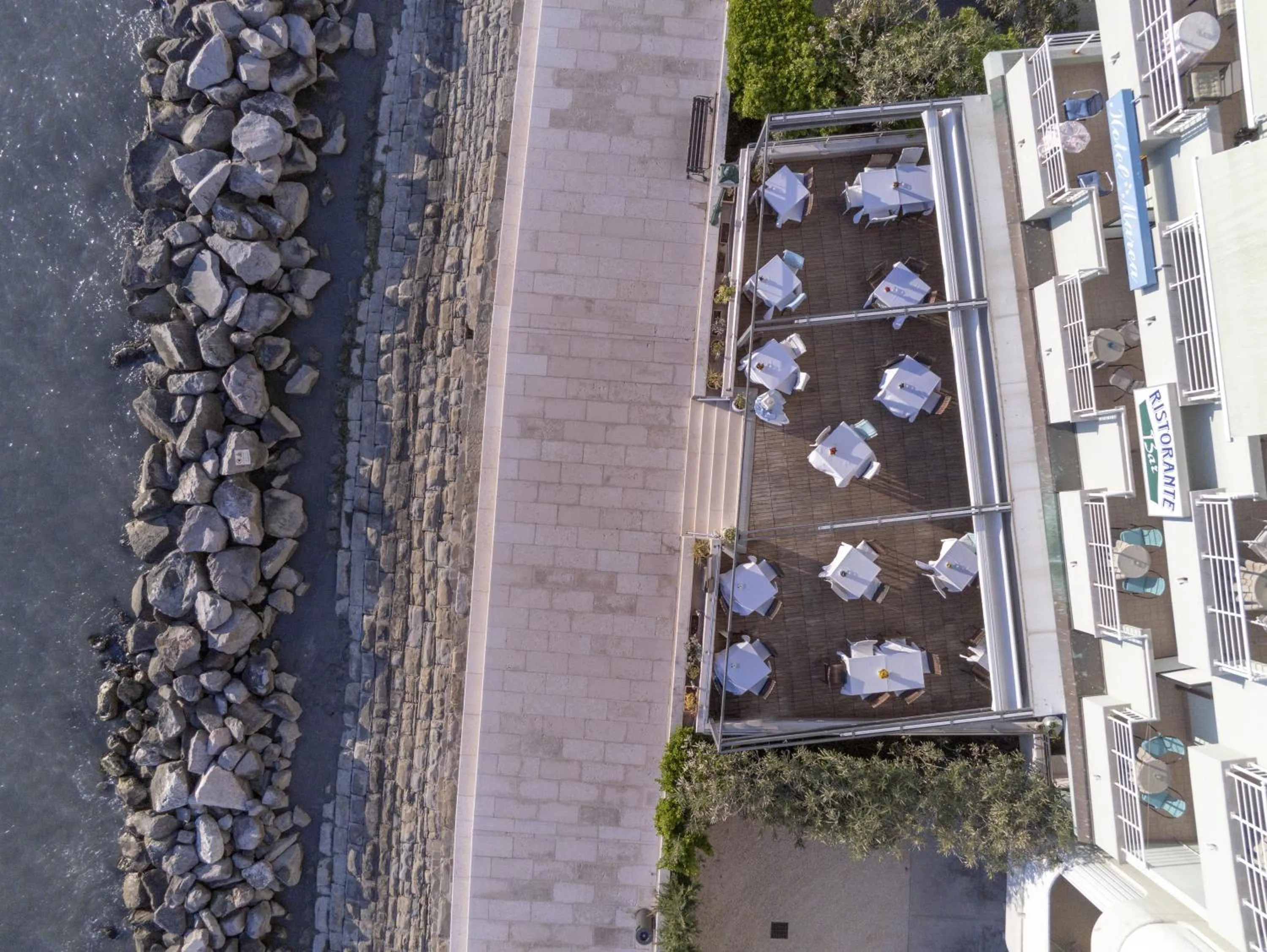 Restaurant/places to eat in Hotel Marea