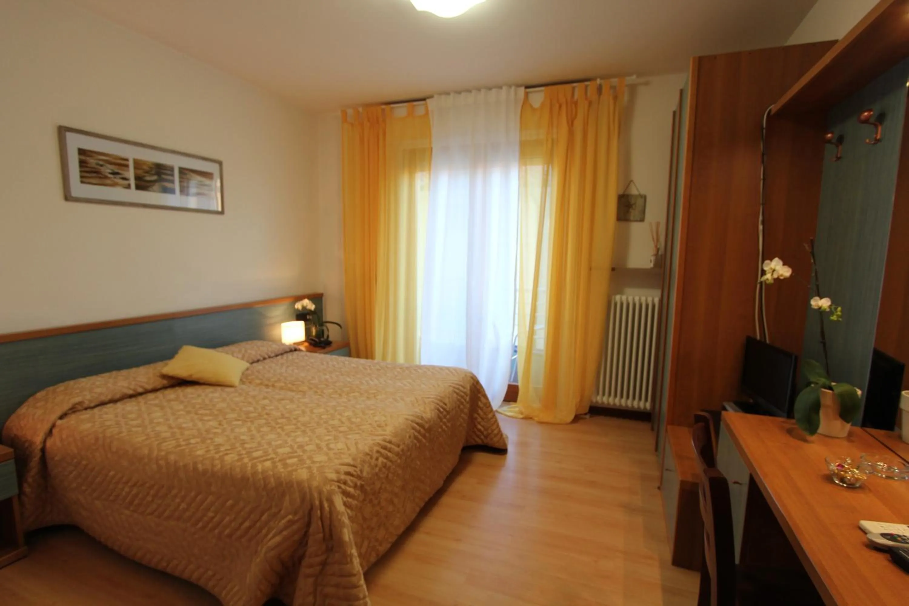 Photo of the whole room, Bed in Hotel Marea