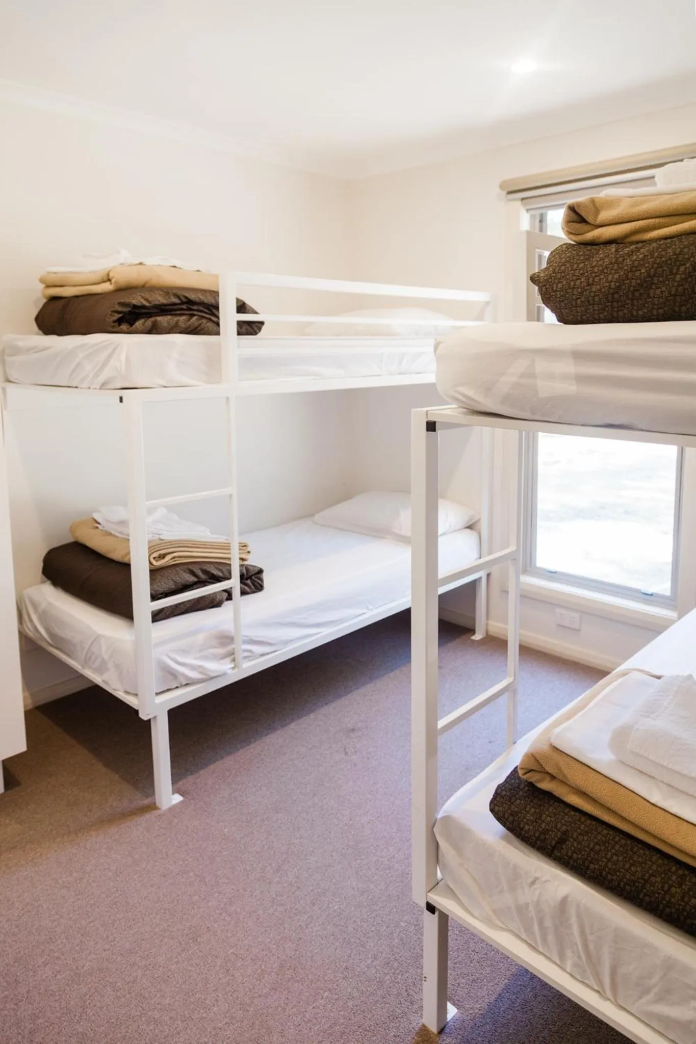 bunk bed, Bed in McLean Beach Holiday Park