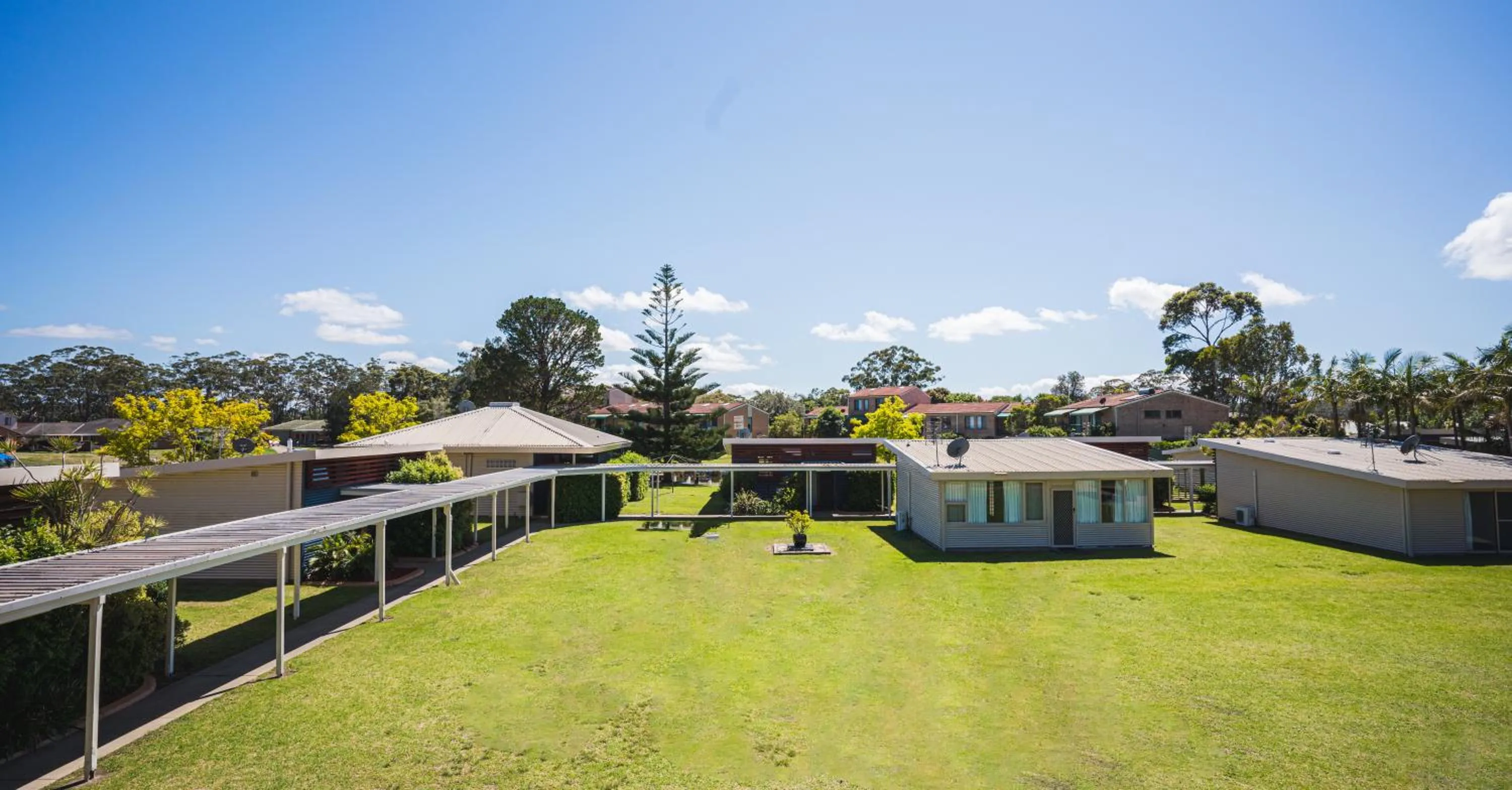 Garden view in Mounties @ Sussex