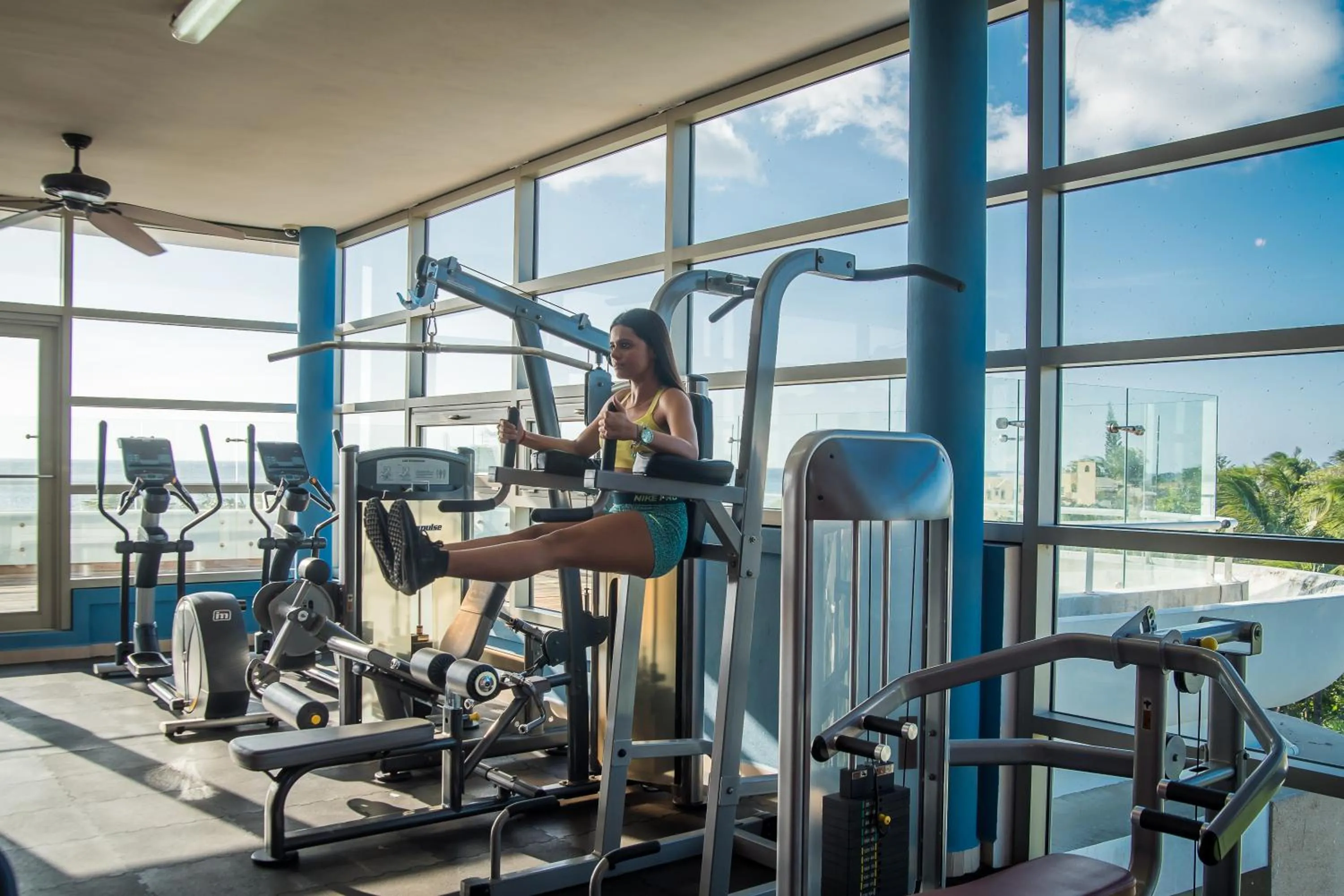 Spring in Paradise Beach Hotel & Resort