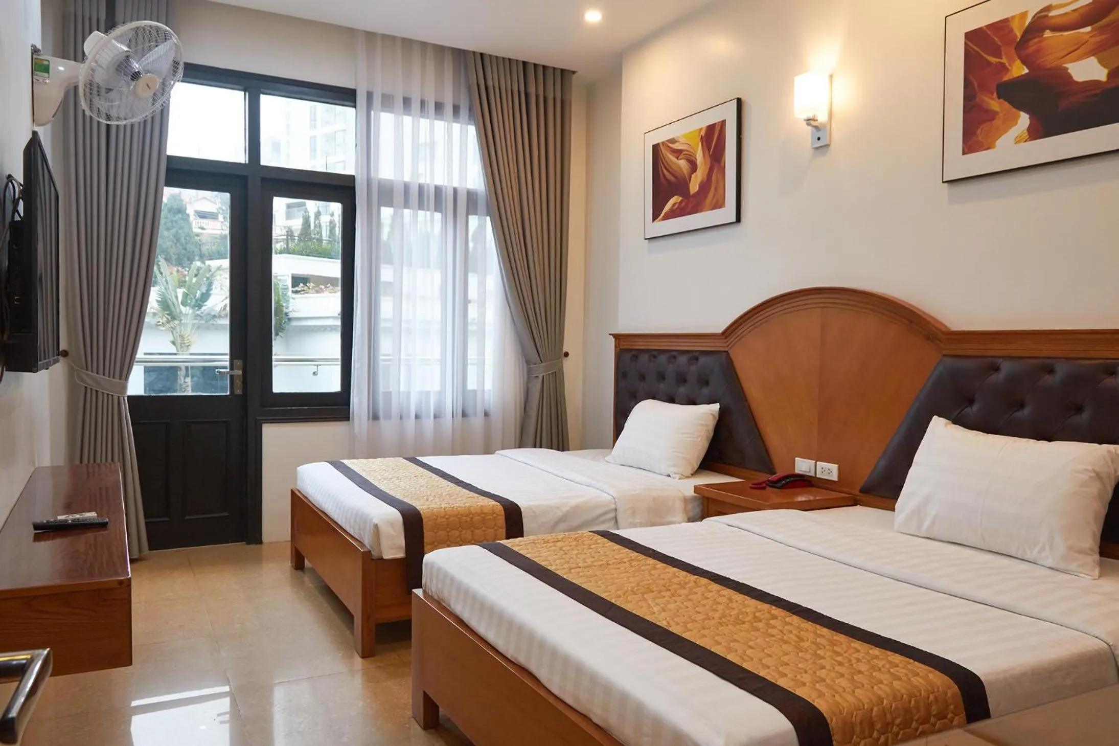 Bed in Van Nam Hotel