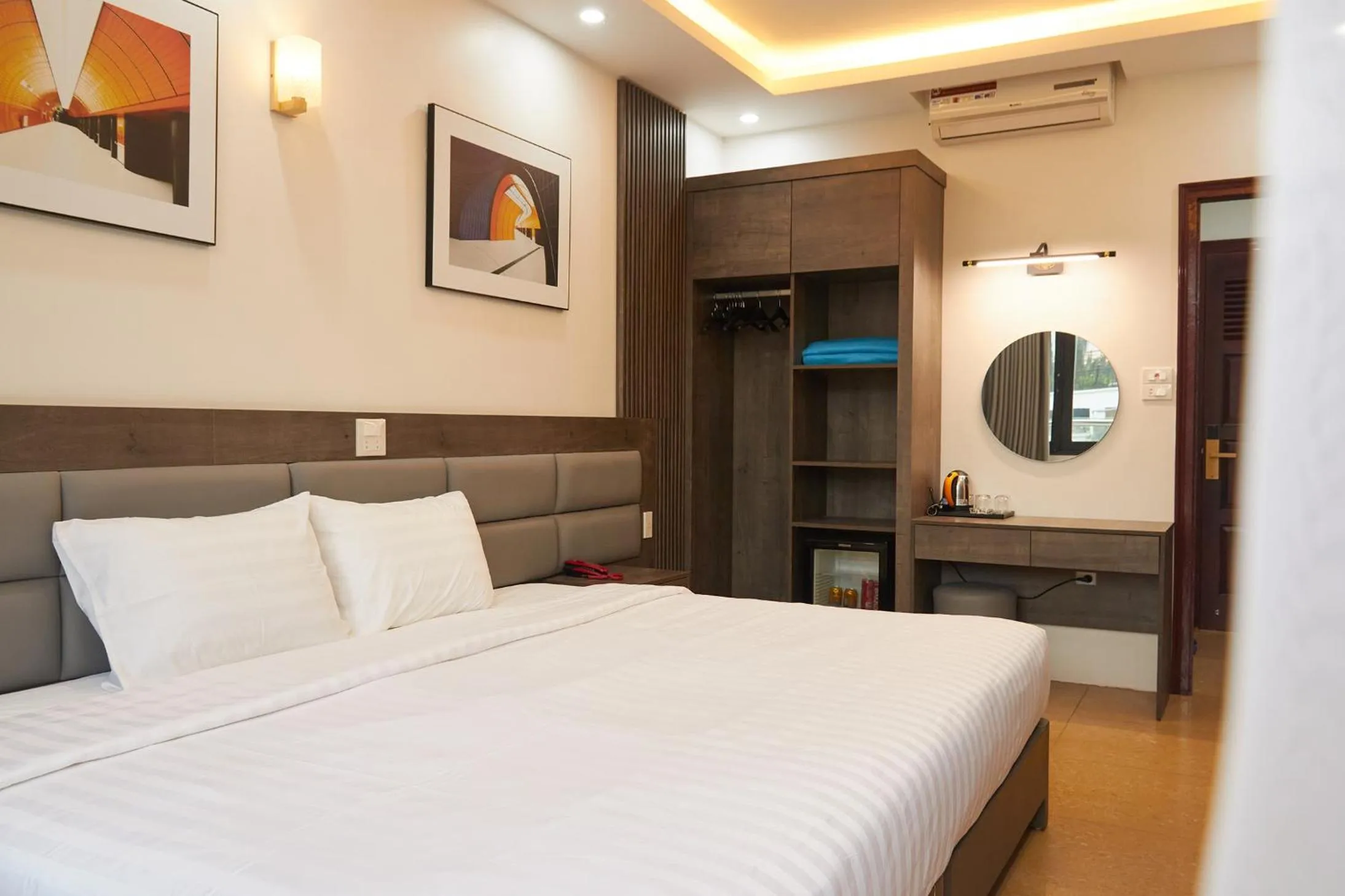 Bed in Van Nam Hotel