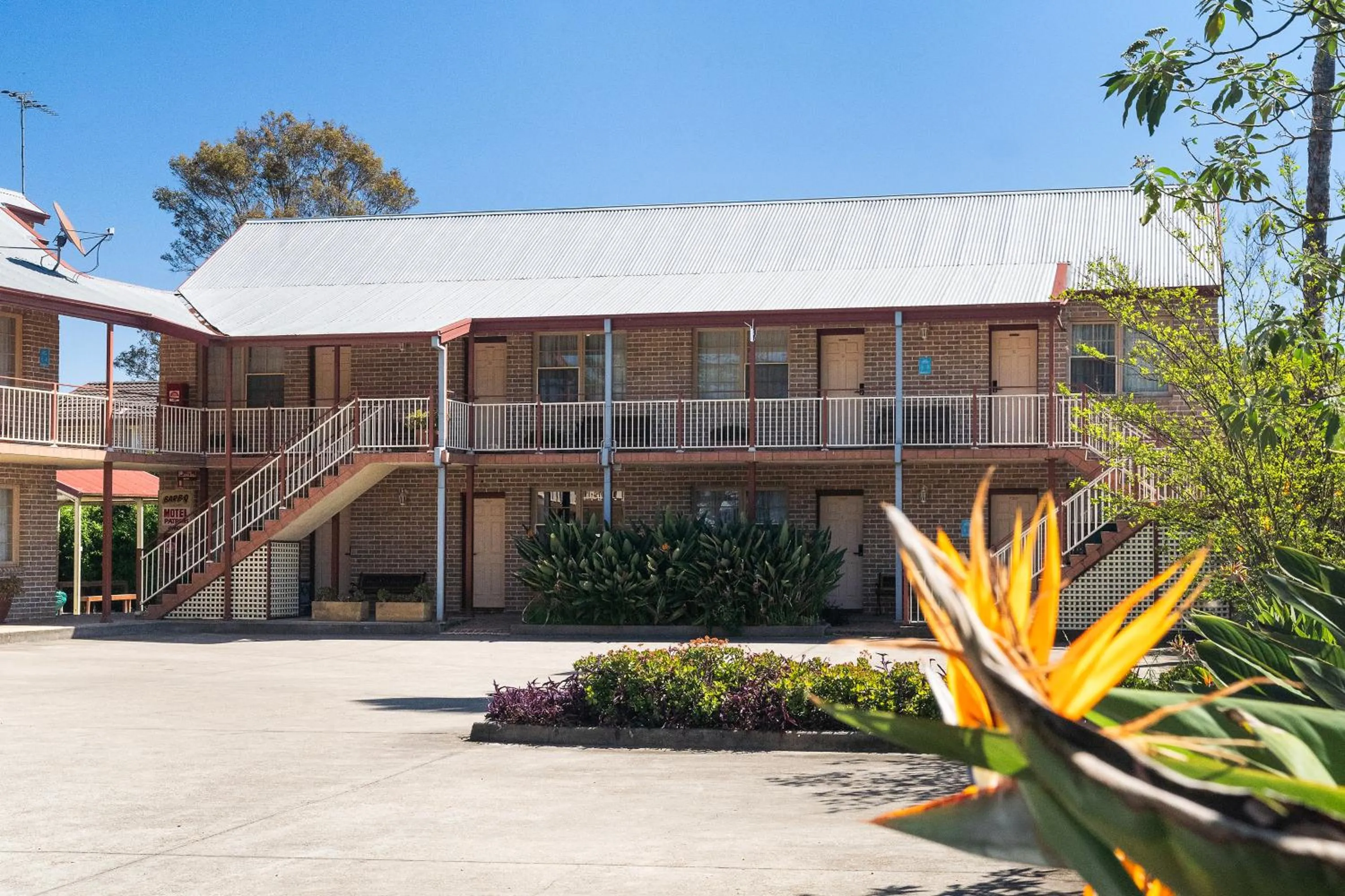 Property building in SureStay Hotel by Best Western, New Inn Richmond