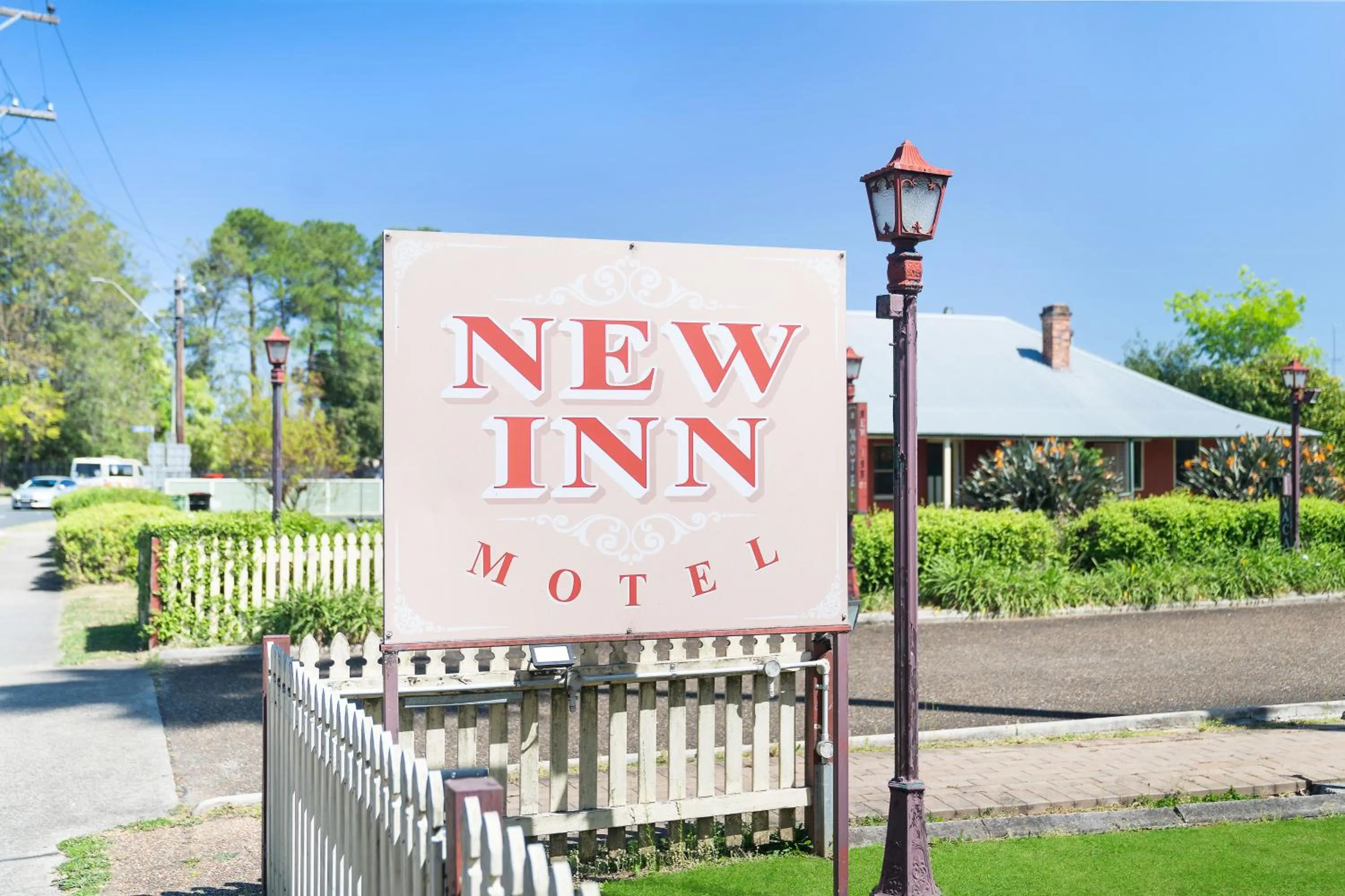 Logo/Certificate/Sign in SureStay Hotel by Best Western, New Inn Richmond