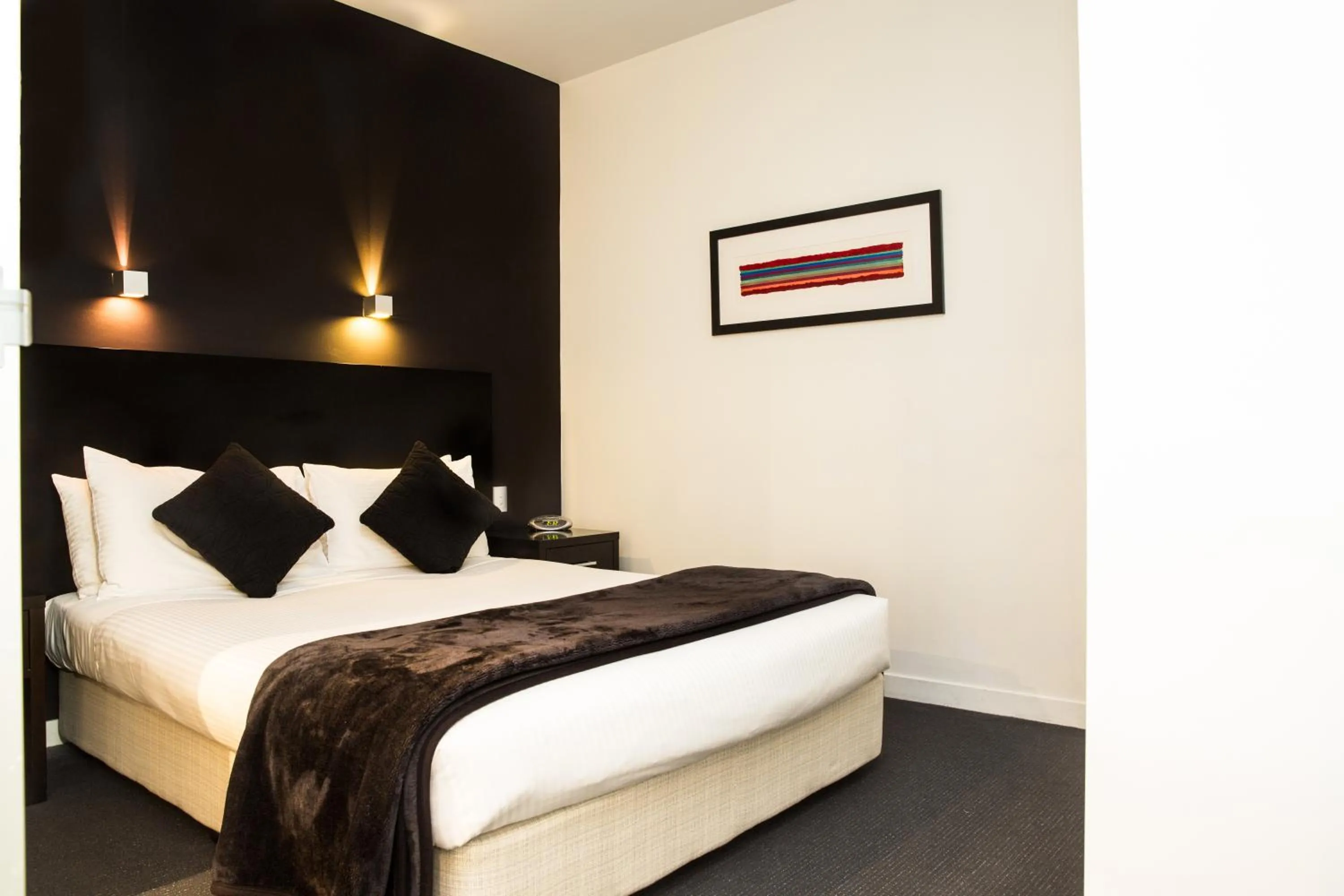 Bed in Adara Hotel Richmond