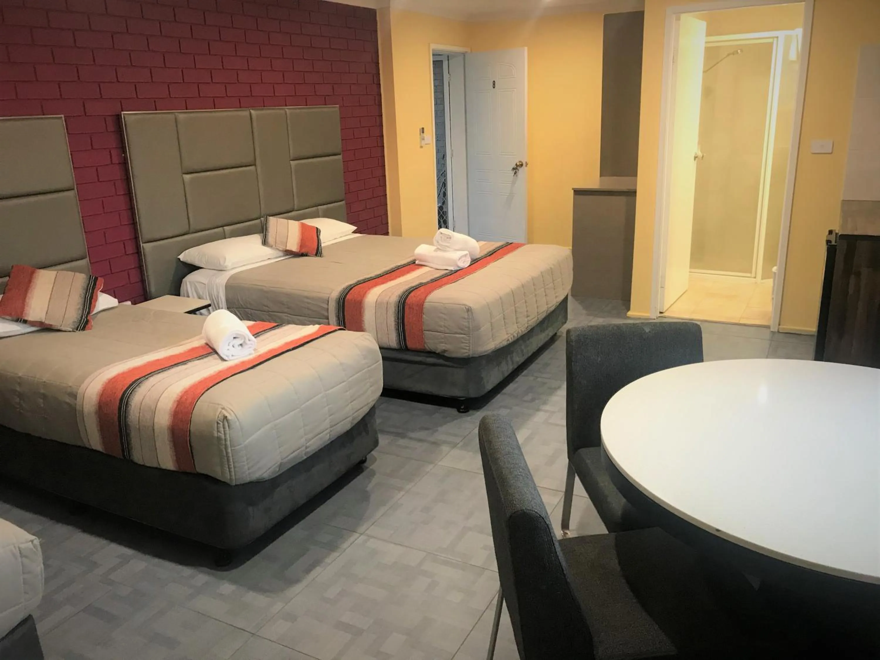 Bedroom, Bed in Toukley Motor Inn