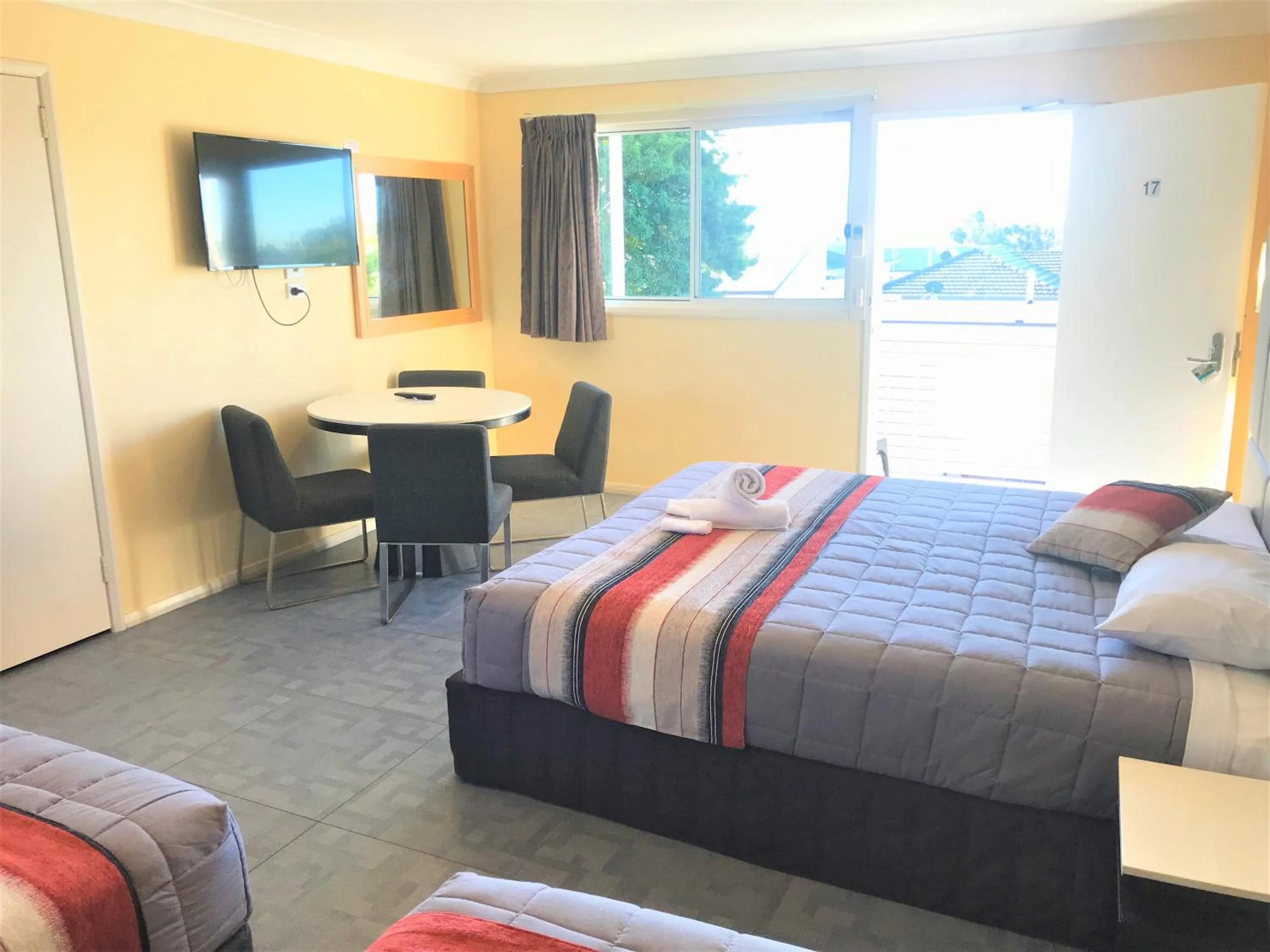 Bed in Toukley Motor Inn