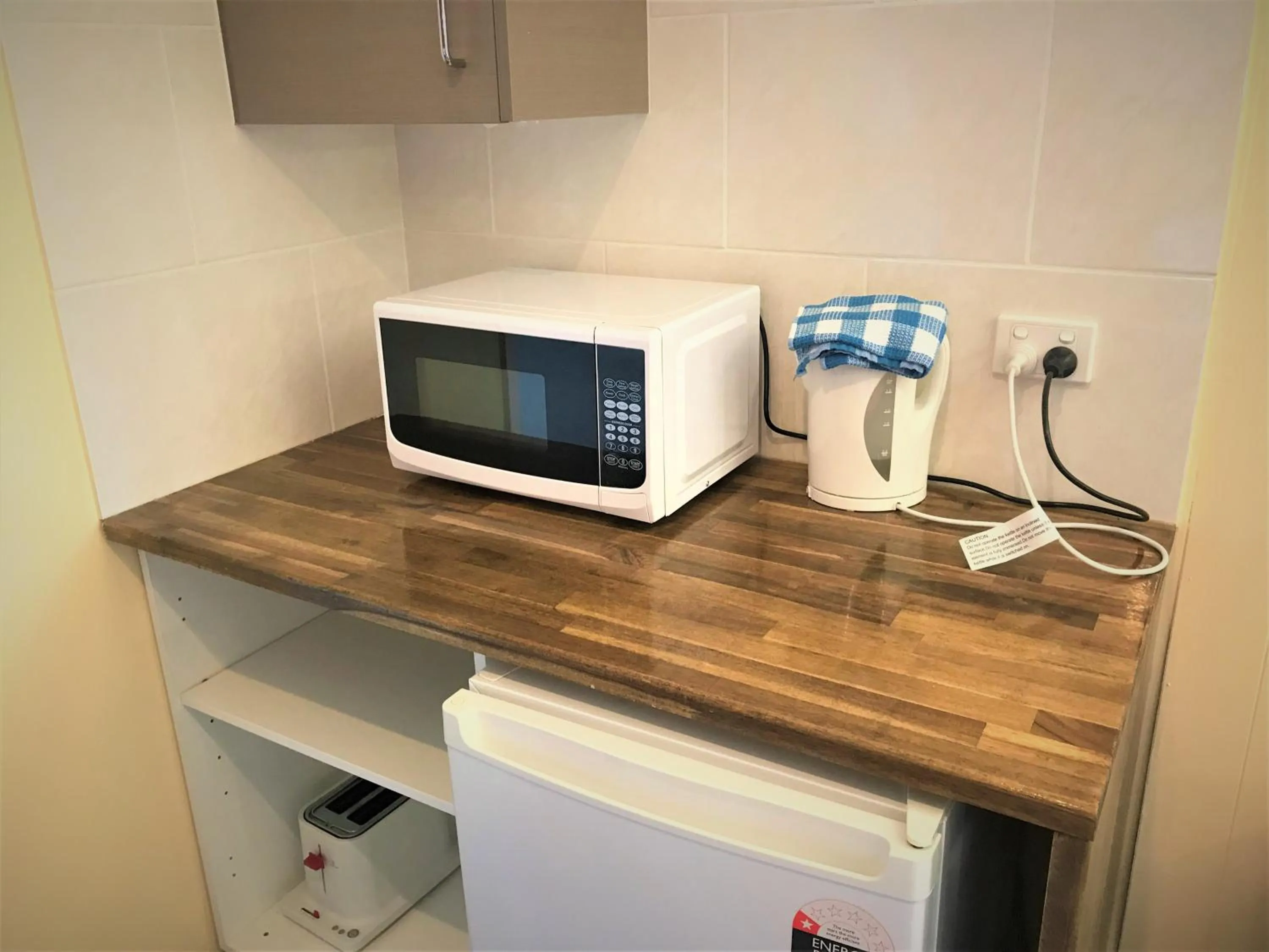Coffee/tea facilities in Toukley Motor Inn
