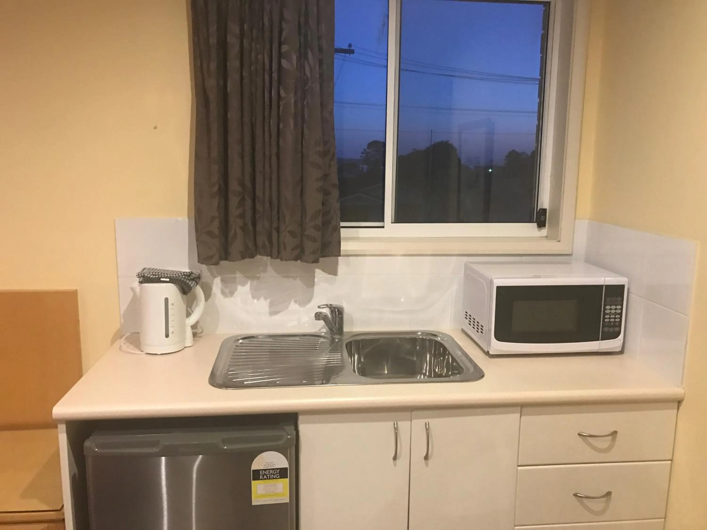Coffee/tea facilities in Toukley Motor Inn