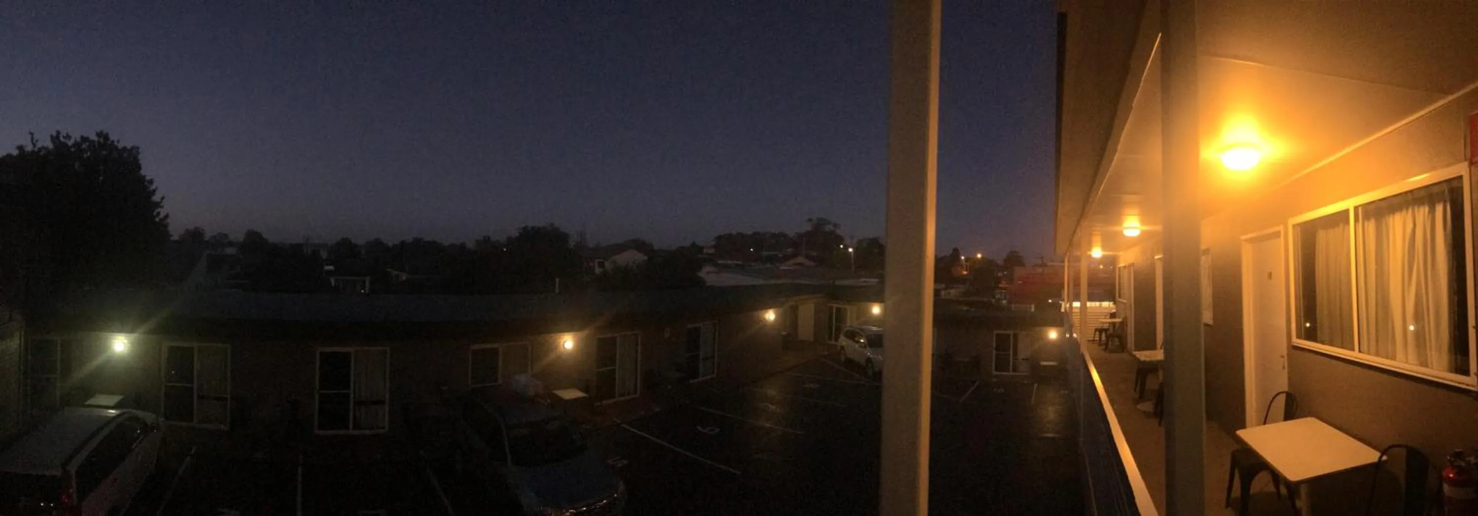 Lake view in Toukley Motor Inn