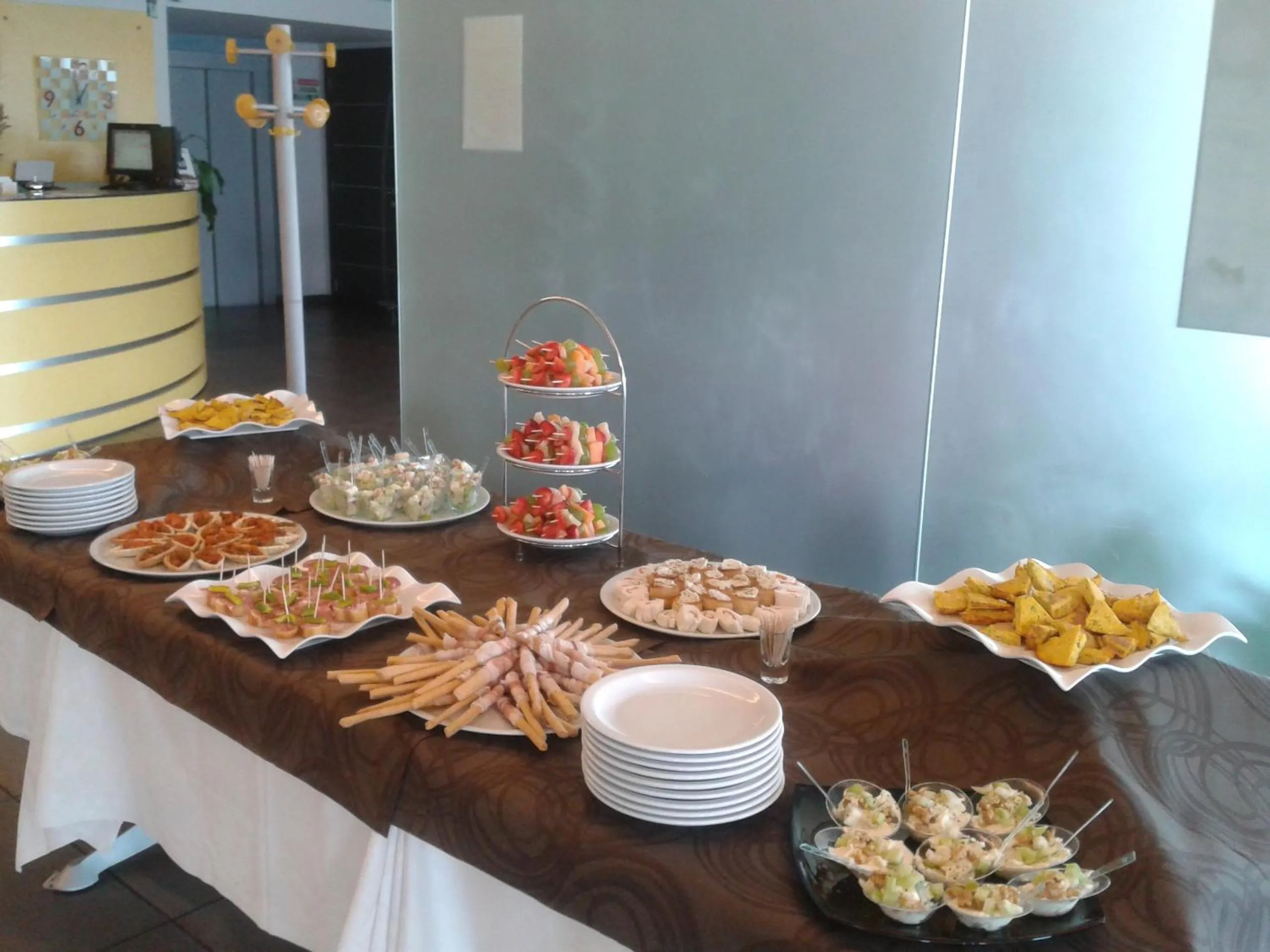 Food and drinks in Dama Hotel