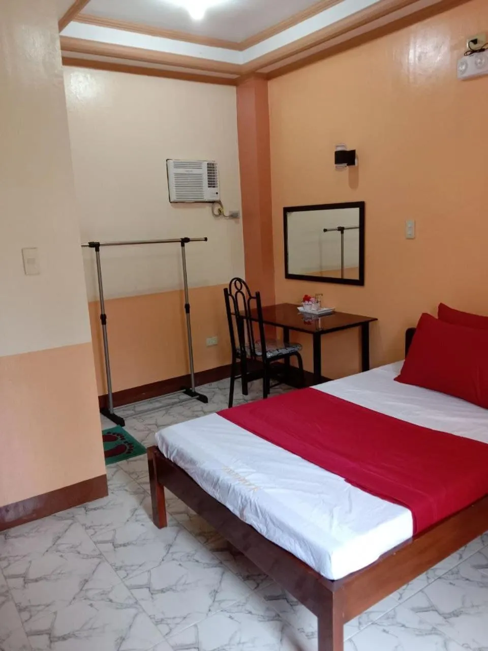 Bed in RedDoorz @ Solid Rock Guest House Baler