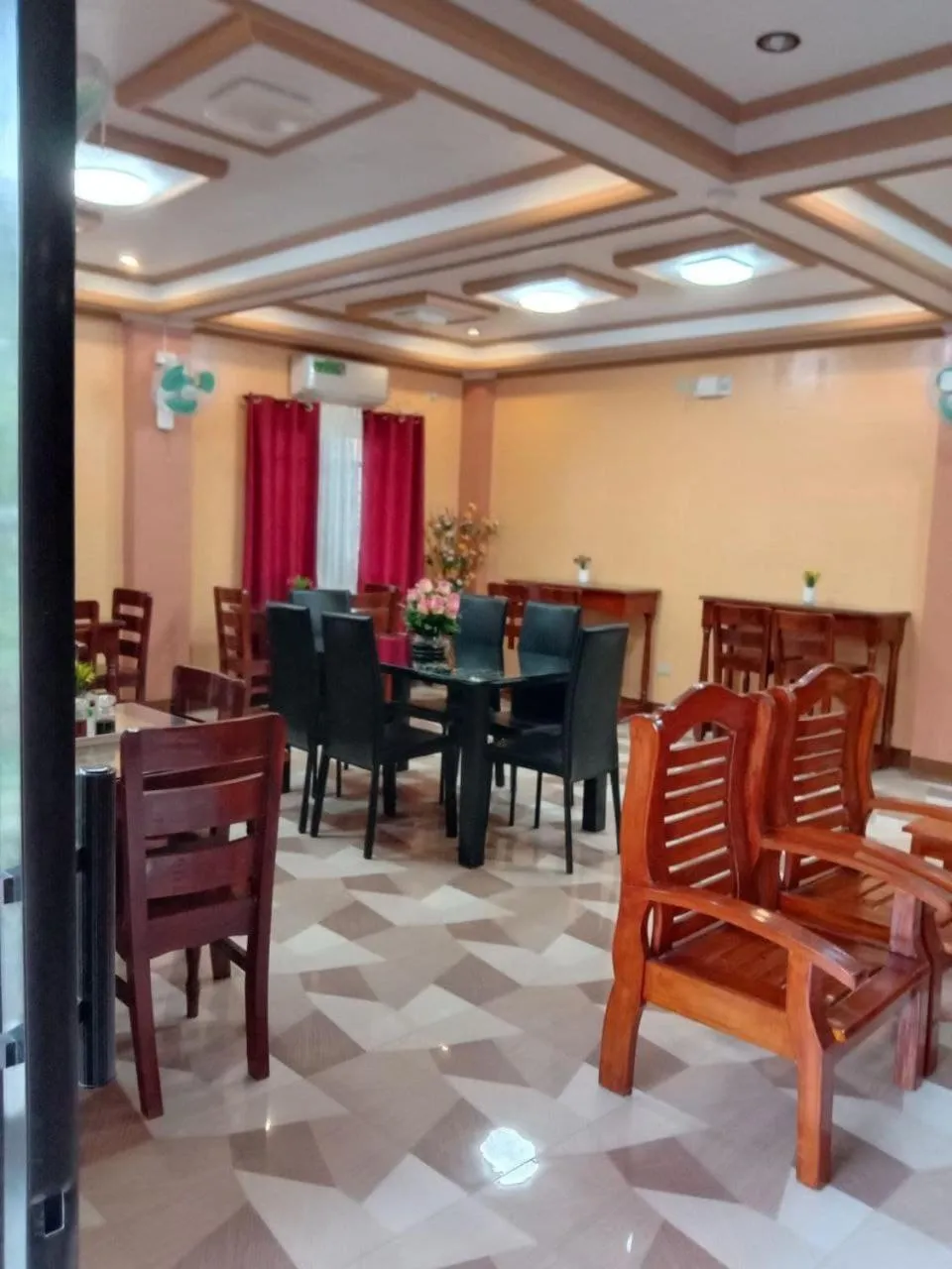 Property building in RedDoorz @ Solid Rock Guest House Baler