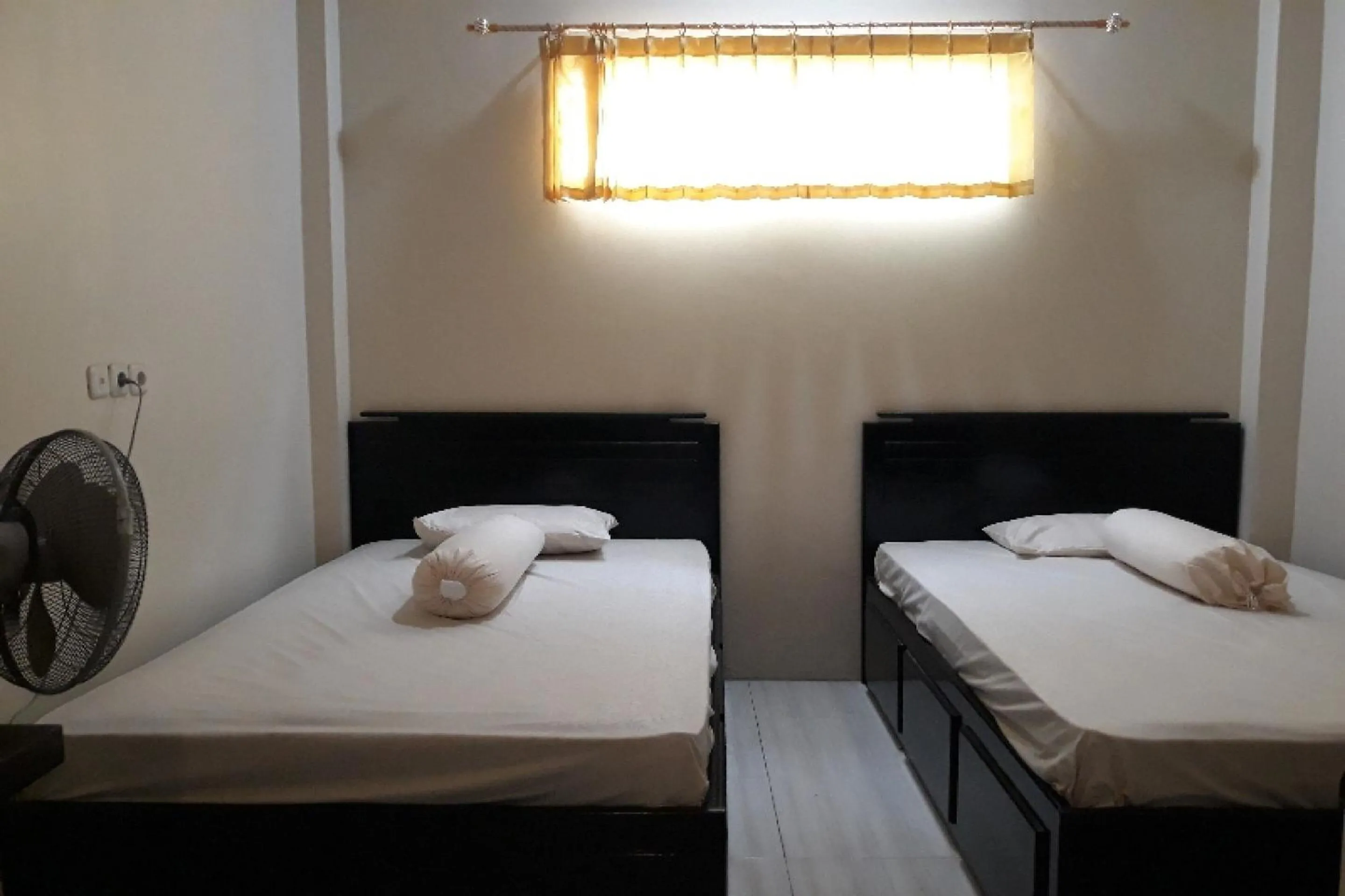 Bedroom, Bed in OYO 91162 Homestay Ansyariah Syariah