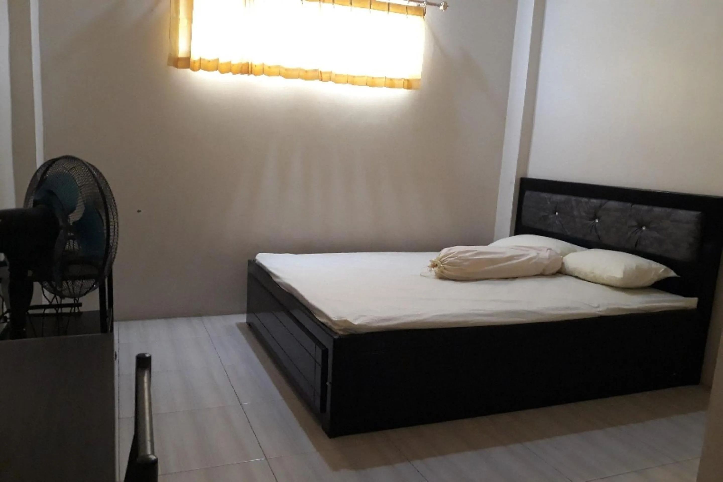 Bedroom, Bed in OYO 91162 Homestay Ansyariah Syariah