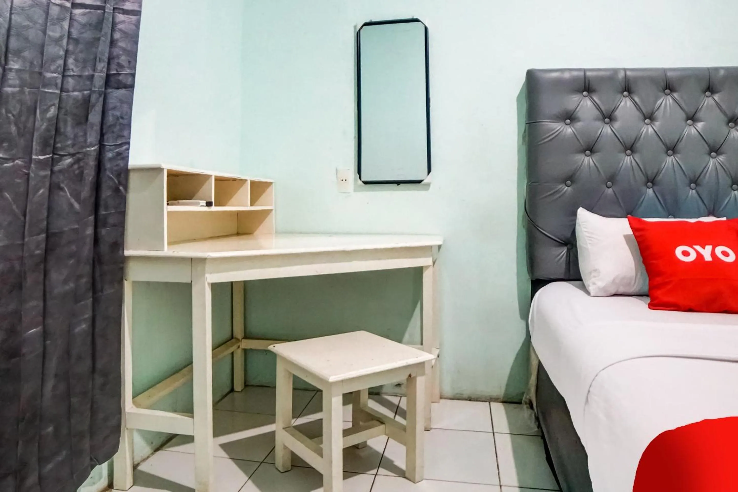 Bedroom in Hotel O Roemah Gh