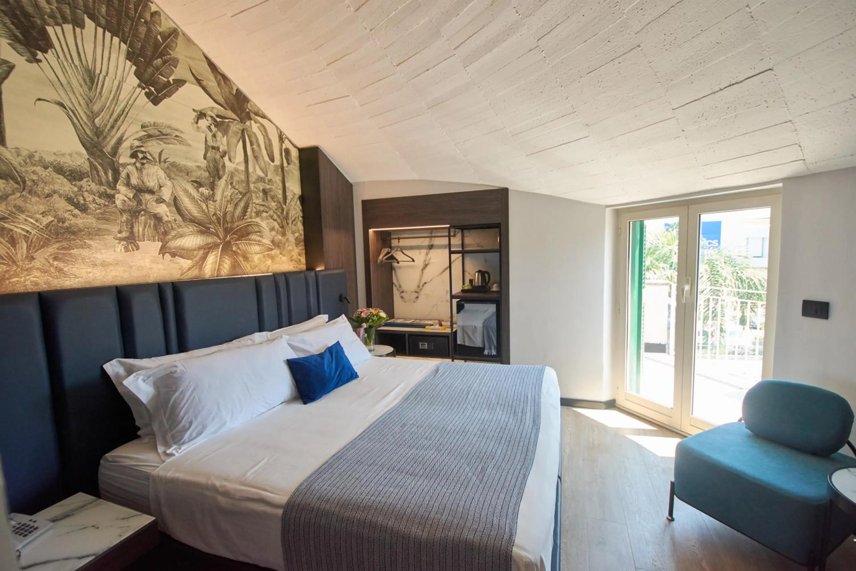 Bed in Hotel Leonessa