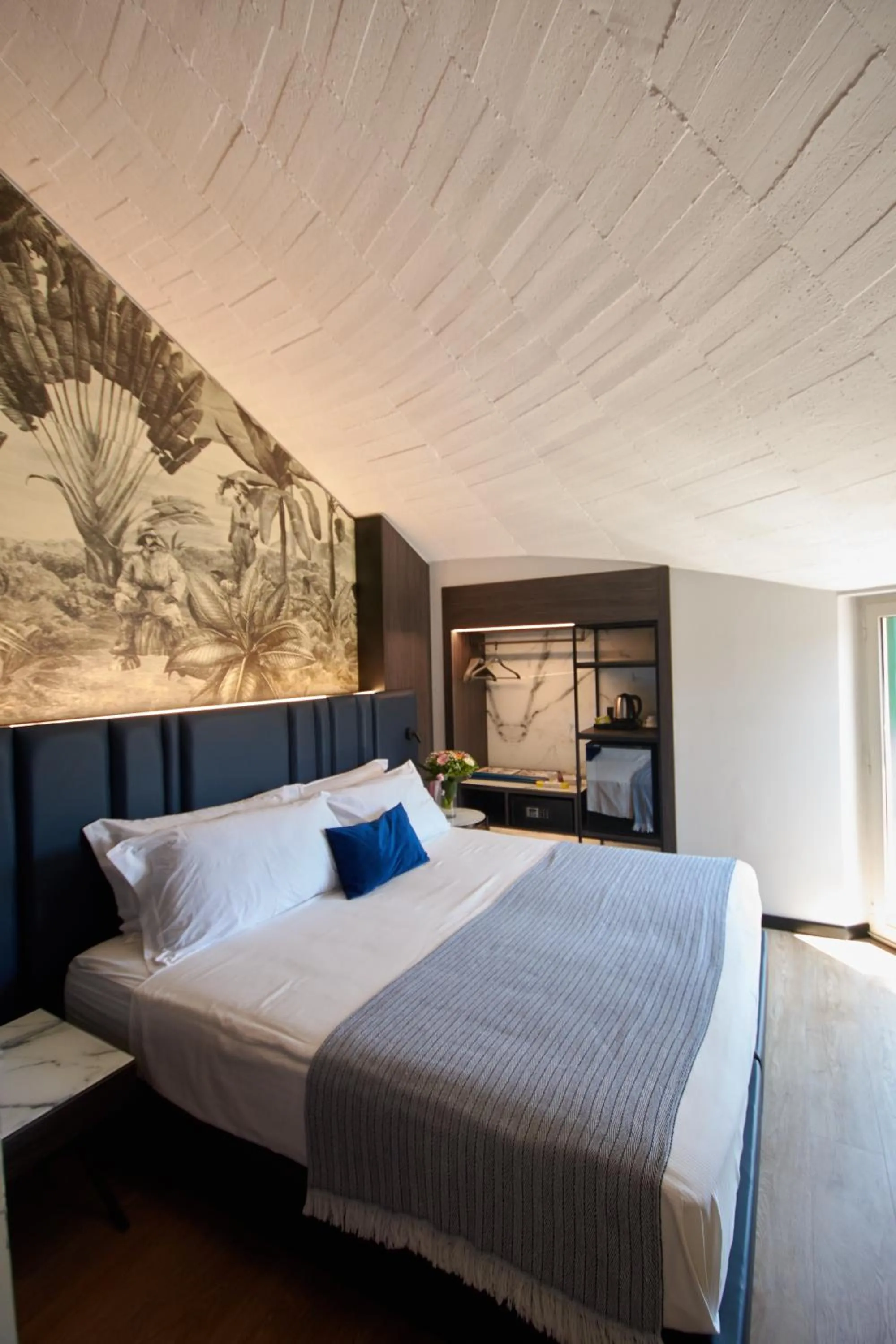 Bed in Hotel Leonessa