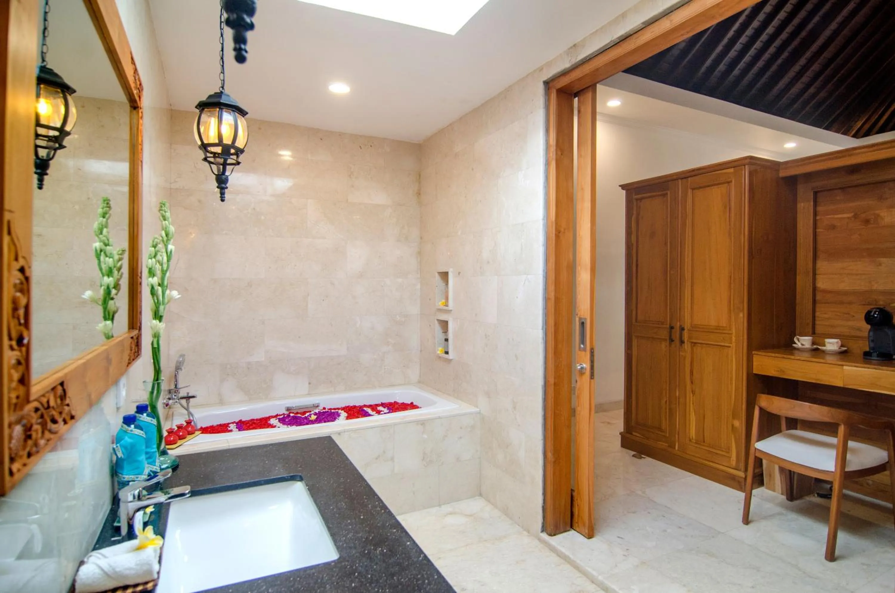 Bathroom in Danakha Villa Ubud