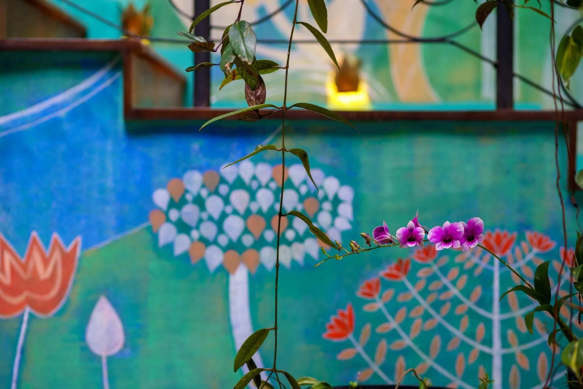 Decorative detail in Kandy Dendrobium House