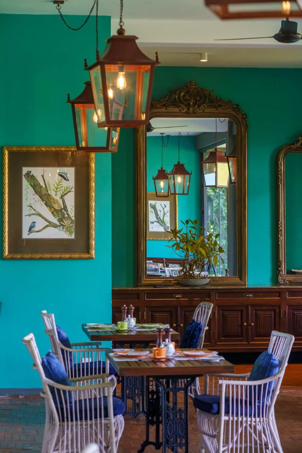 Dining area in Kandy Dendrobium House