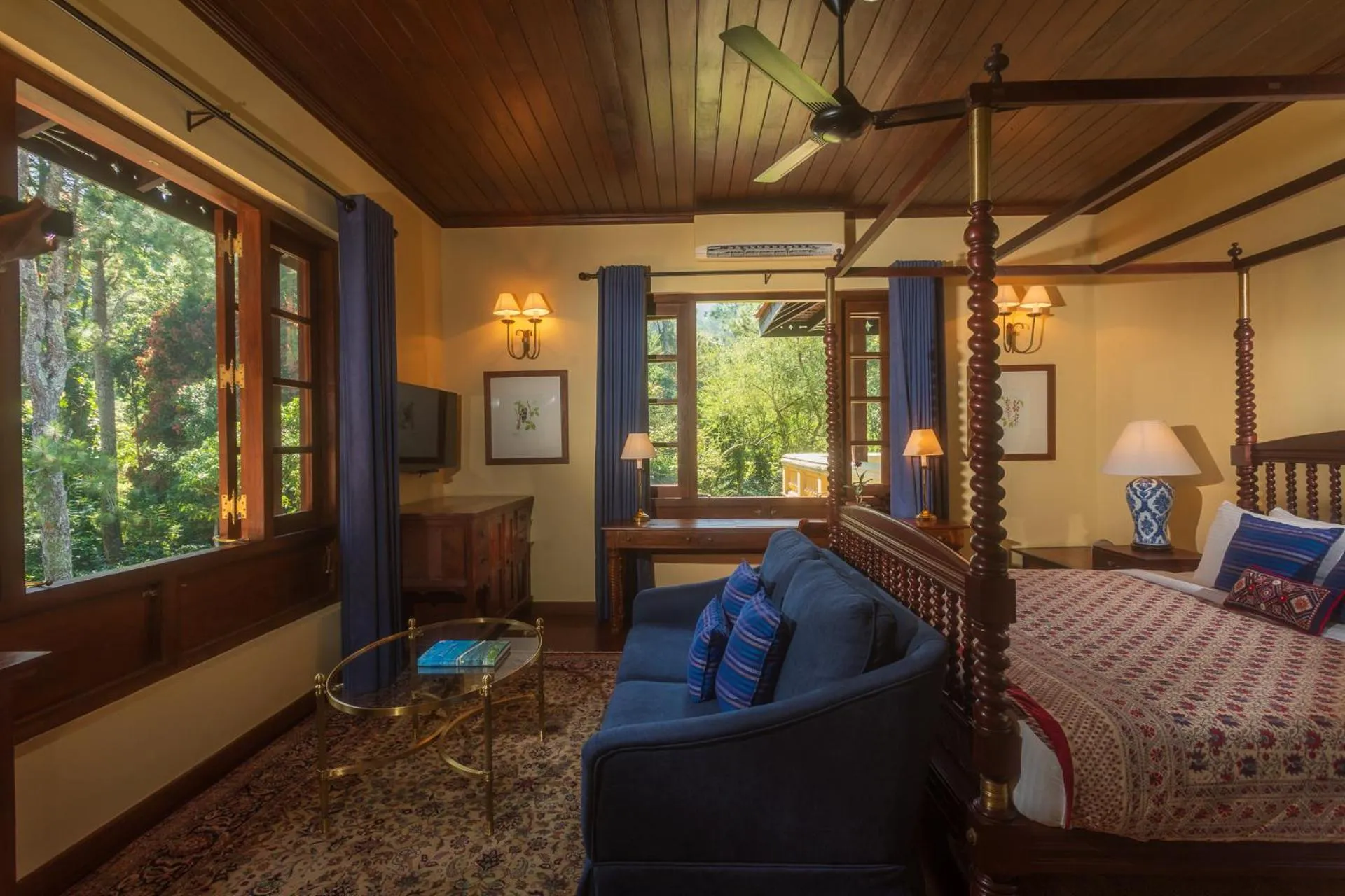 Bed in Kandy Dendrobium House