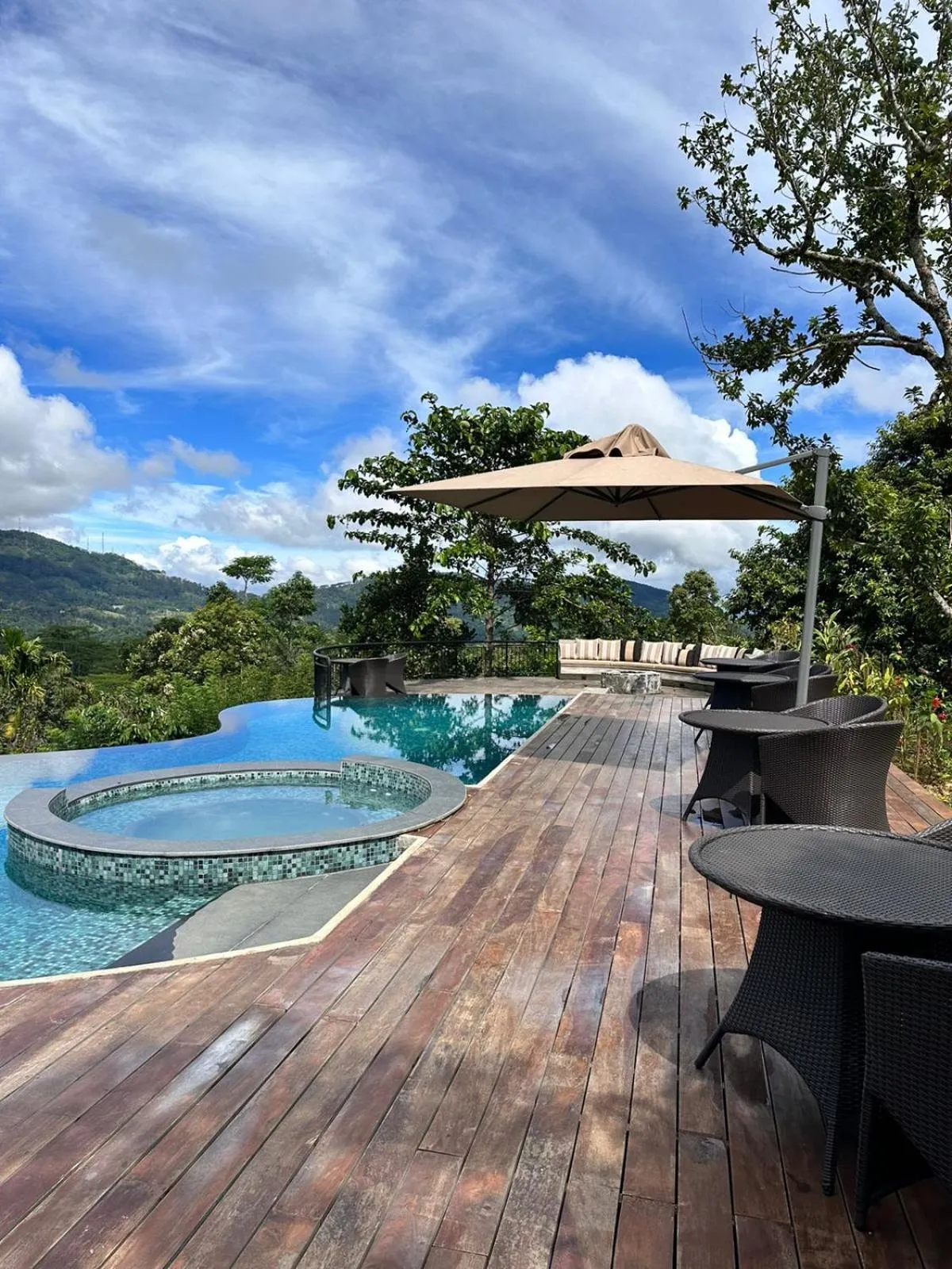 Pool view in Kandy Dendrobium House