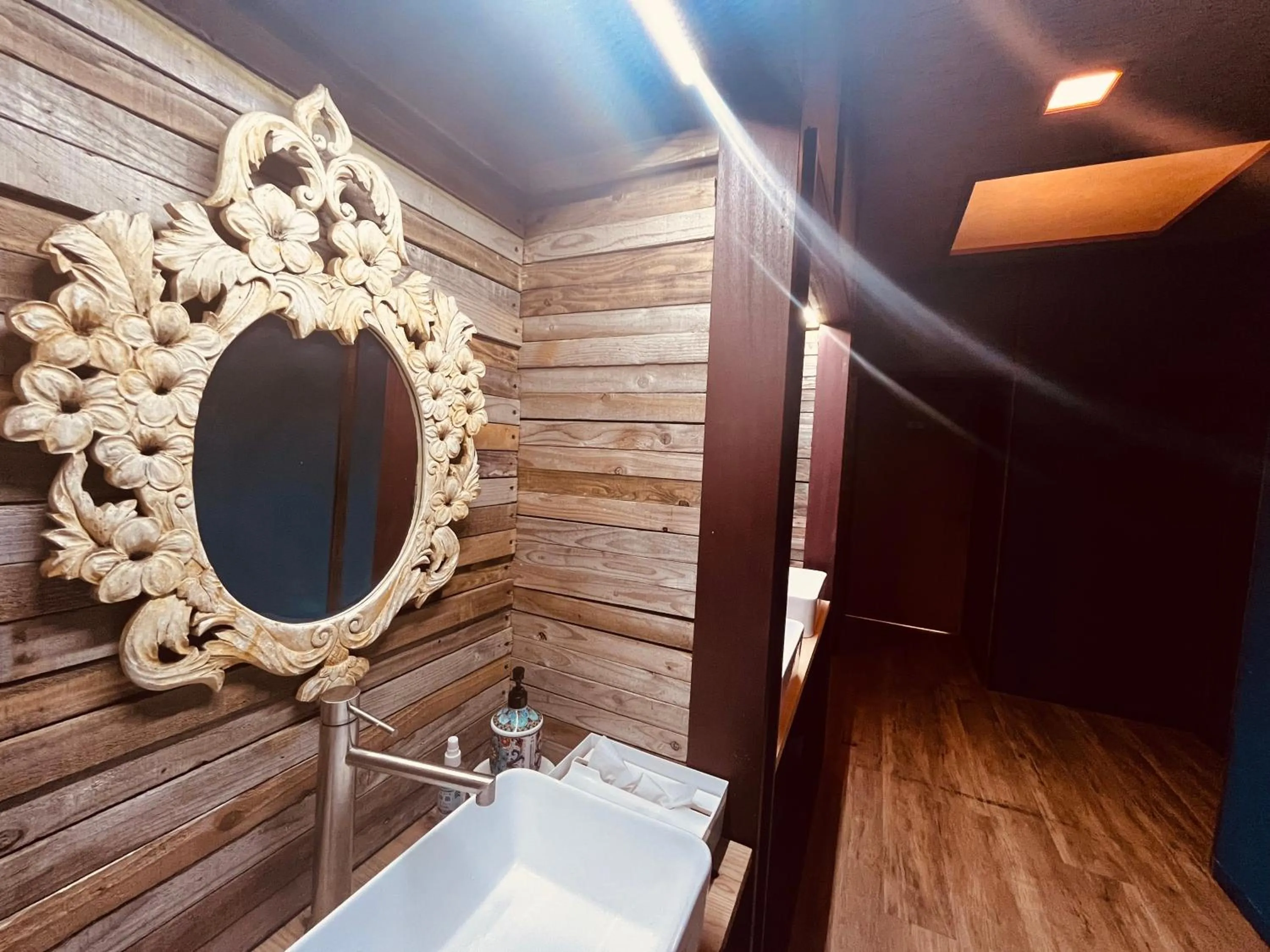 Drive in Ichinomiya motel