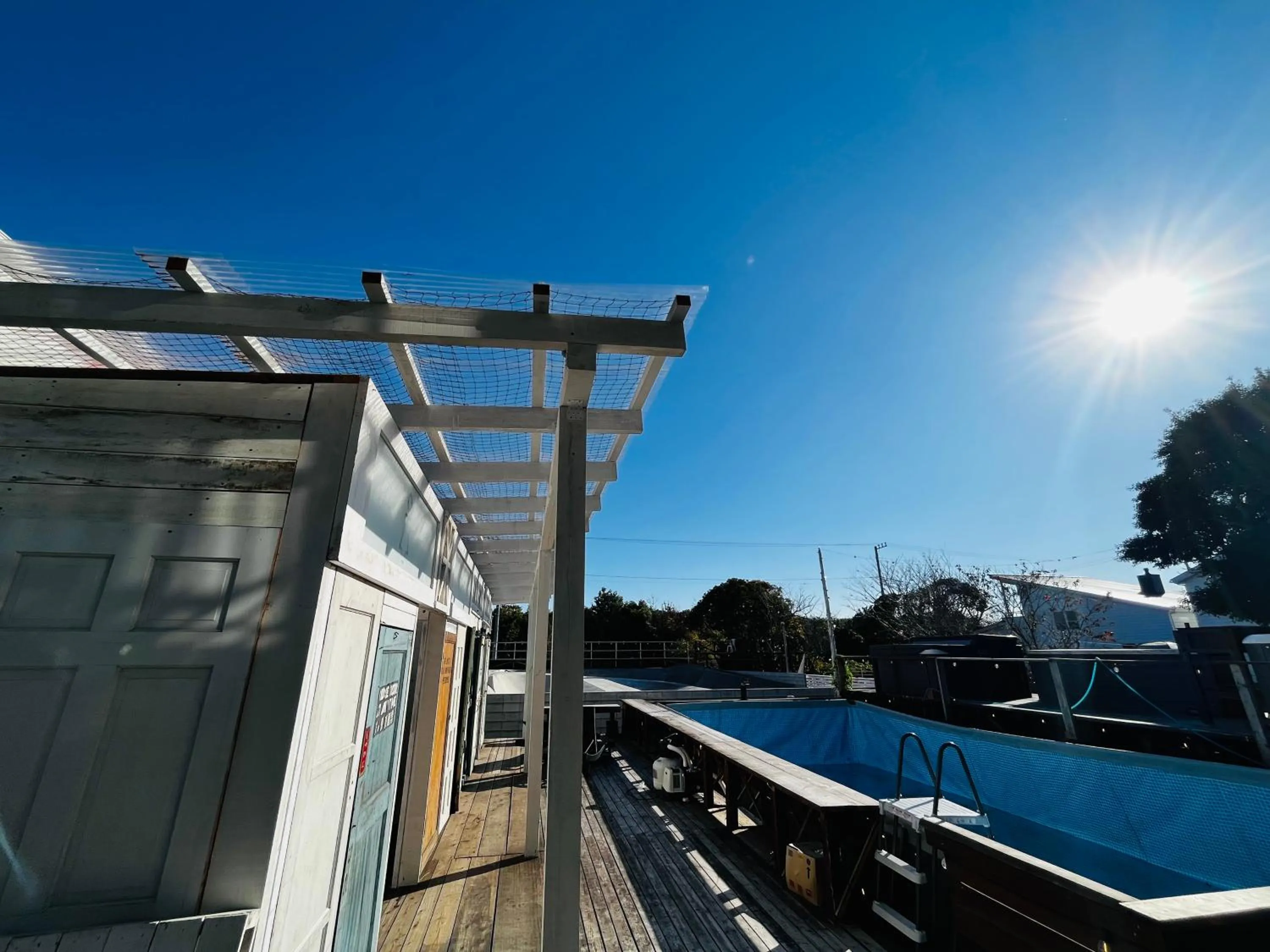 Swimming pool in Drive in Ichinomiya motel