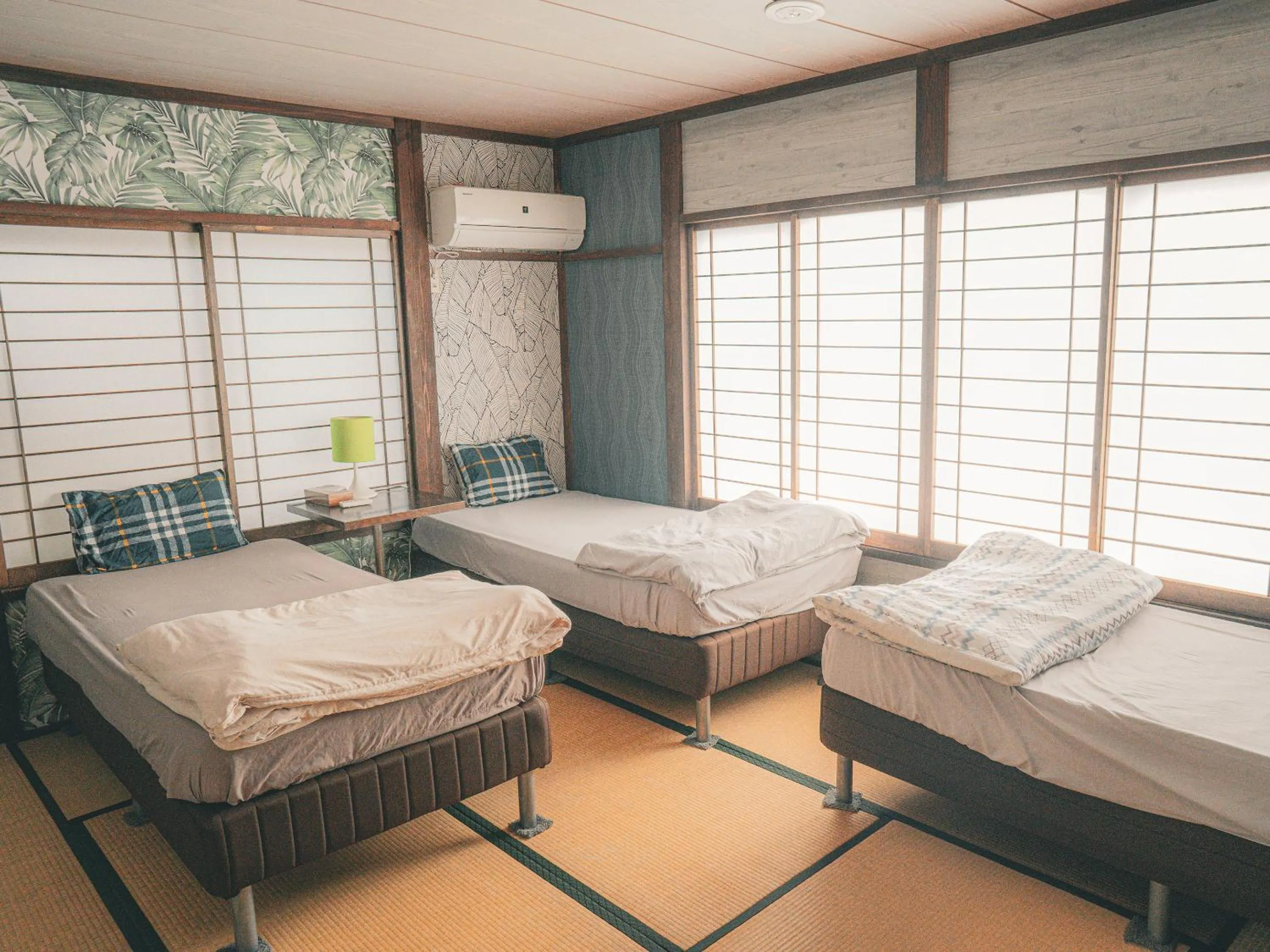 Photo of the whole room, Bed in Drive in Ichinomiya motel