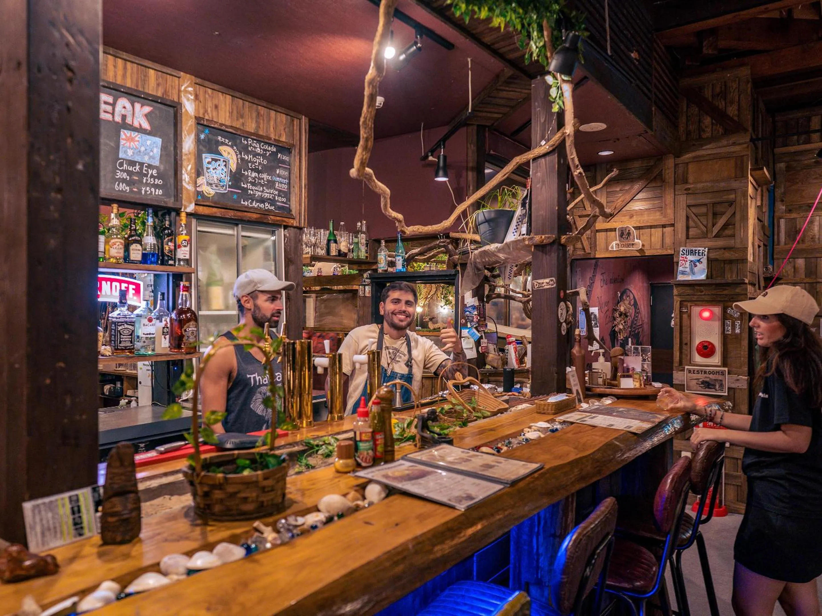 Restaurant/places to eat in Drive in Ichinomiya motel