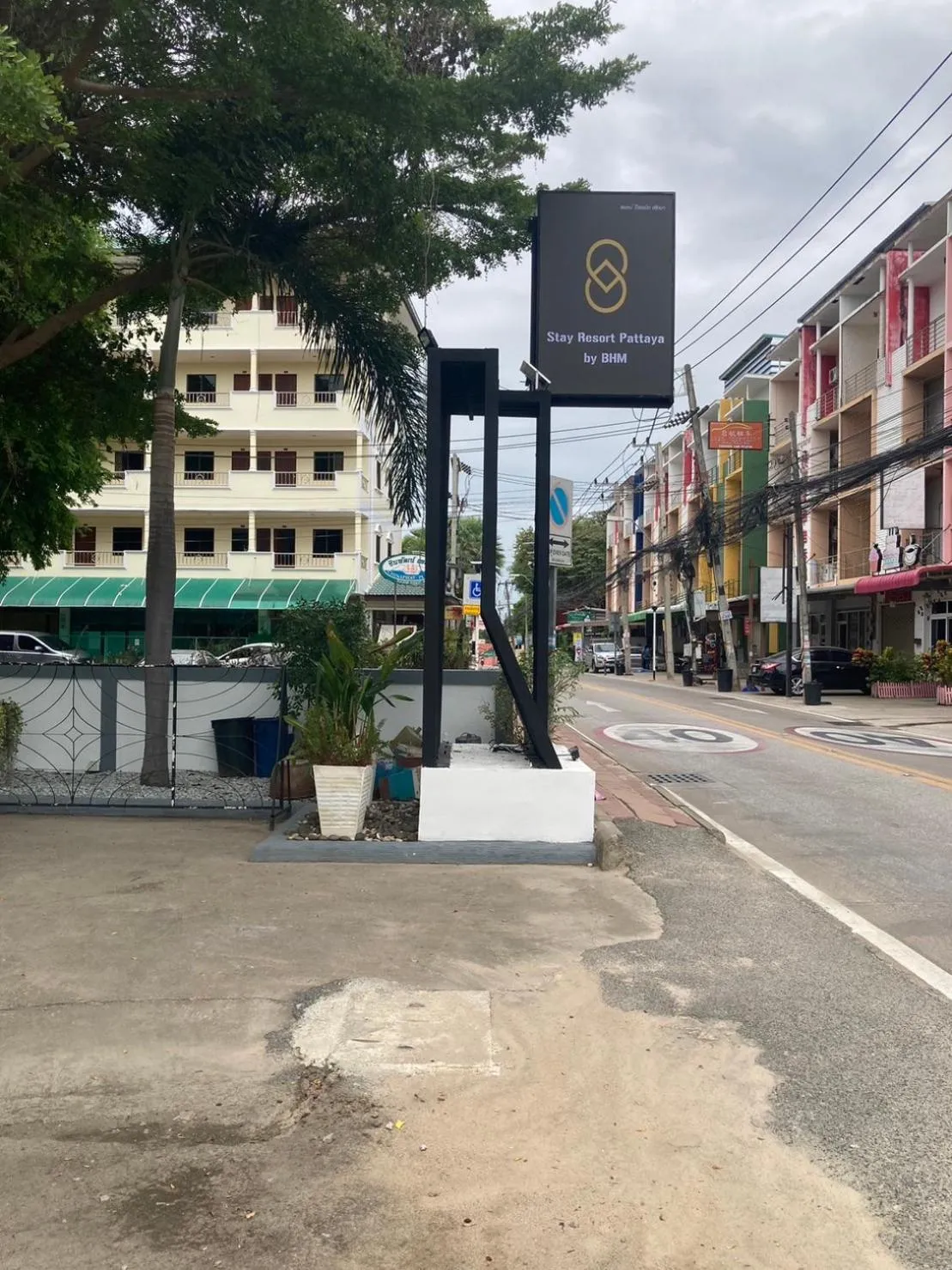 Street view in Stay Resort Pattaya