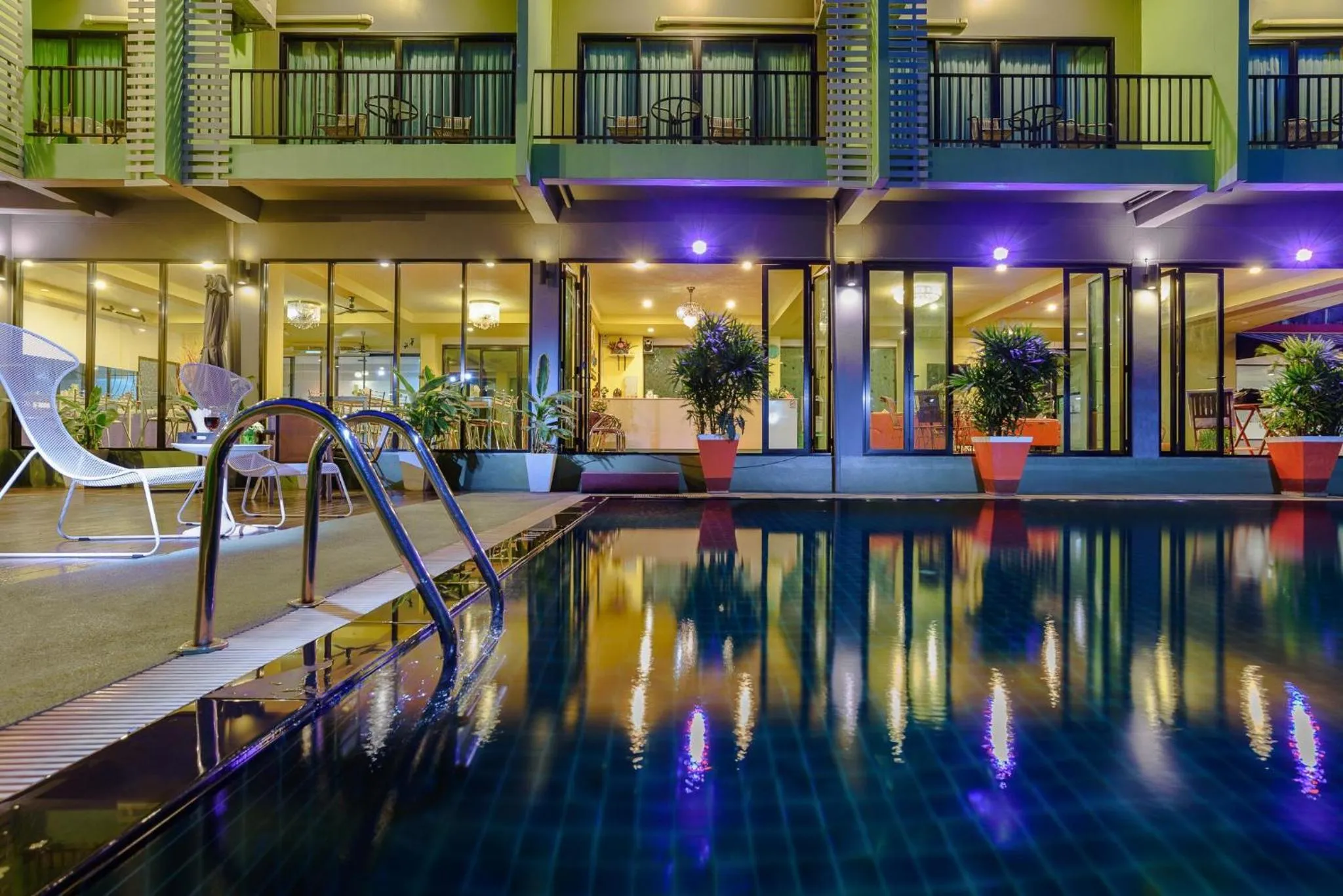 Night in Stay Resort Pattaya