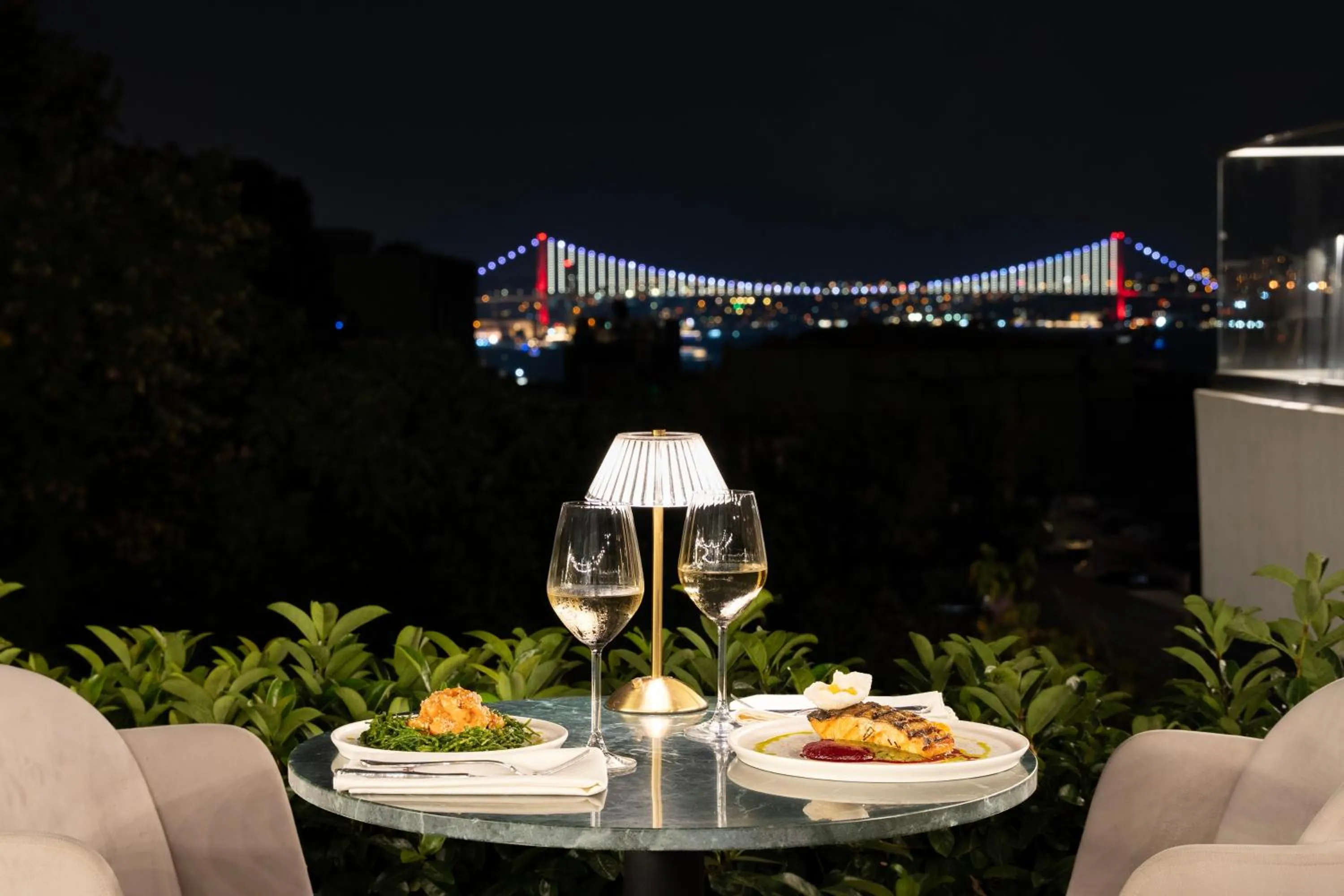 Restaurant/places to eat in Loop Hotel Bosphorus İstanbul
