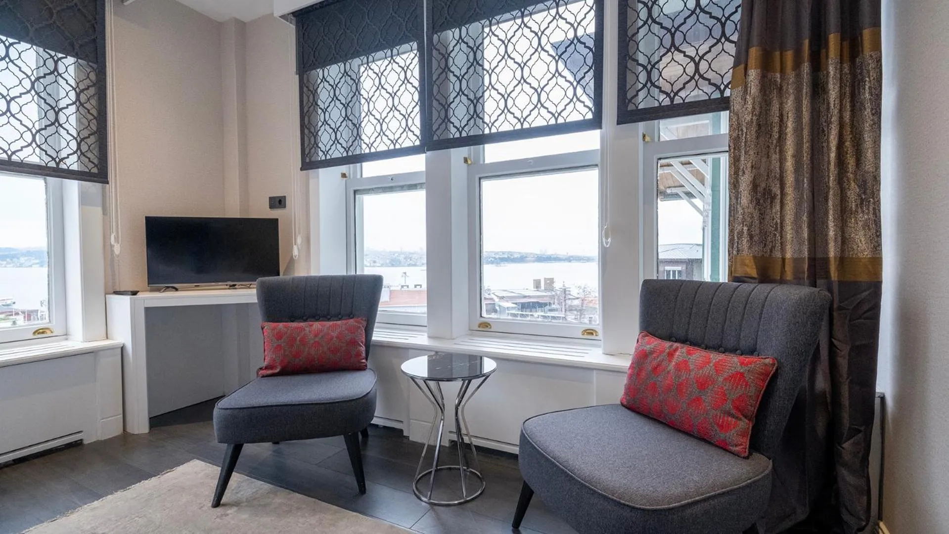 Photo of the whole room in Loop Hotel Bosphorus İstanbul